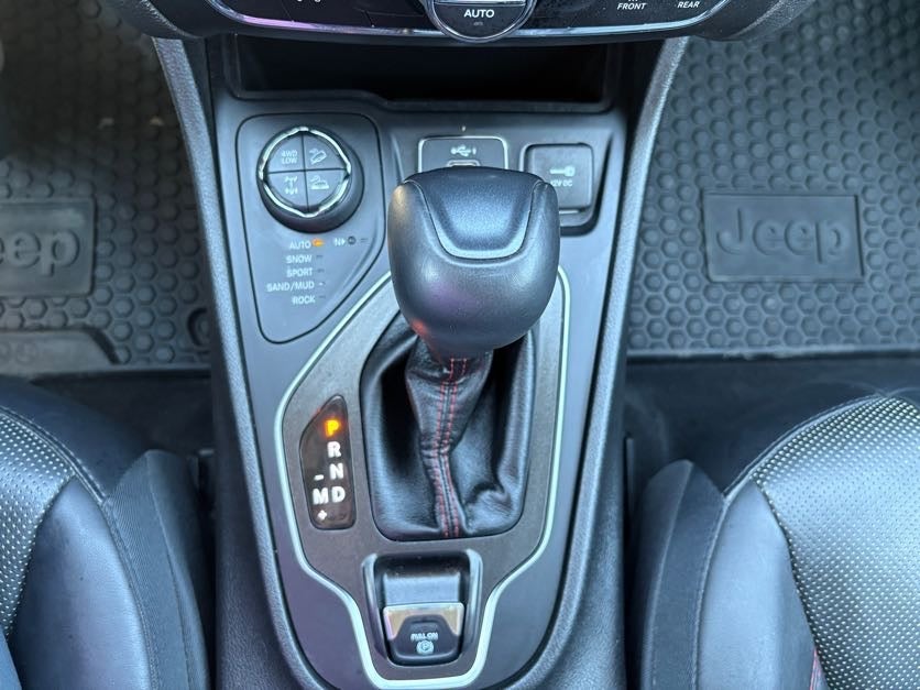 2019 Jeep Cherokee Trailhawk