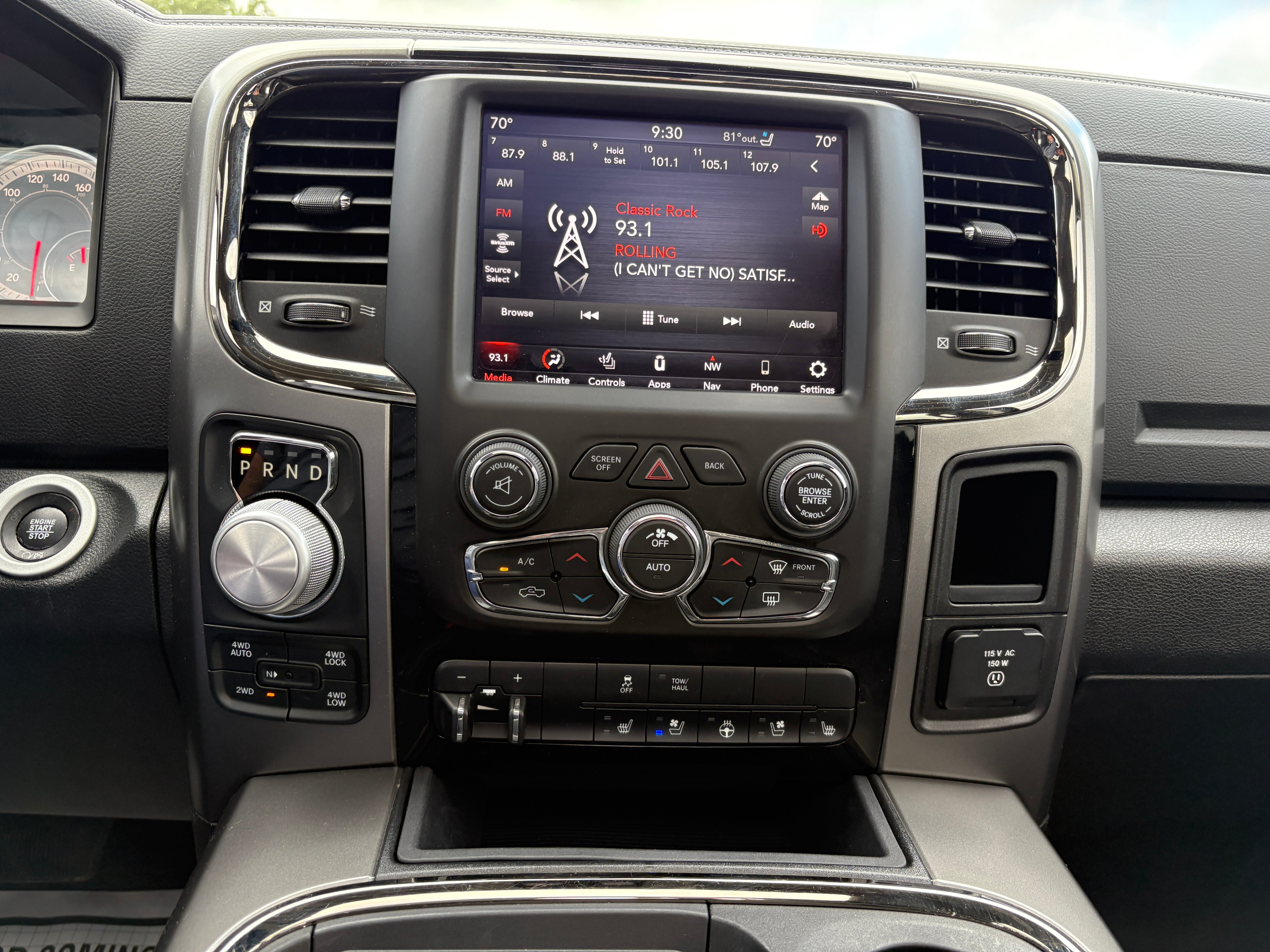 2018 RAM 1500 Night