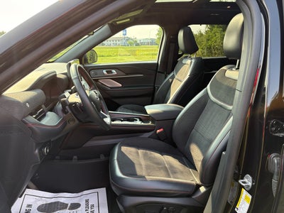 2025 Ford Explorer ST
