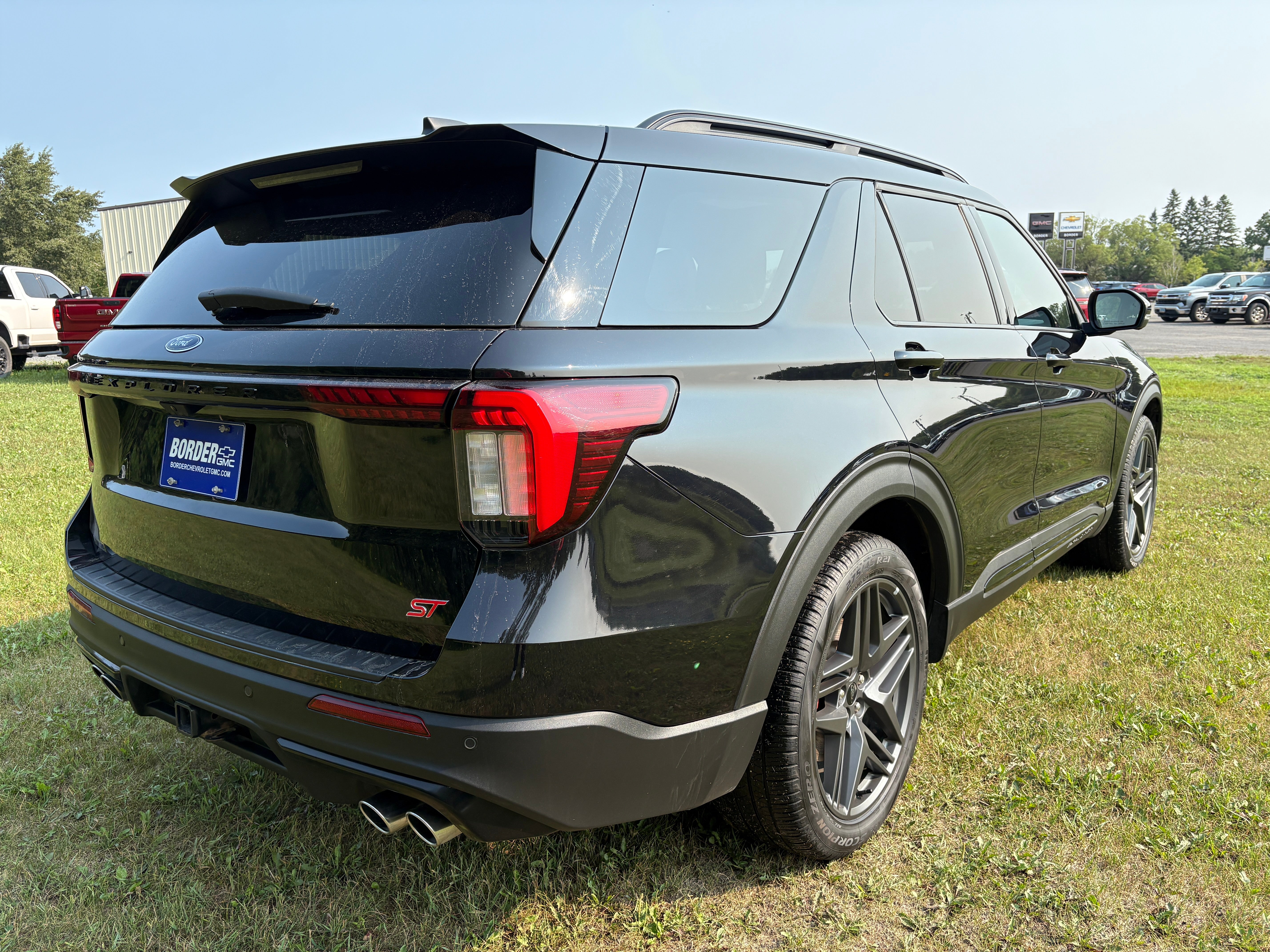 2025 Ford Explorer ST