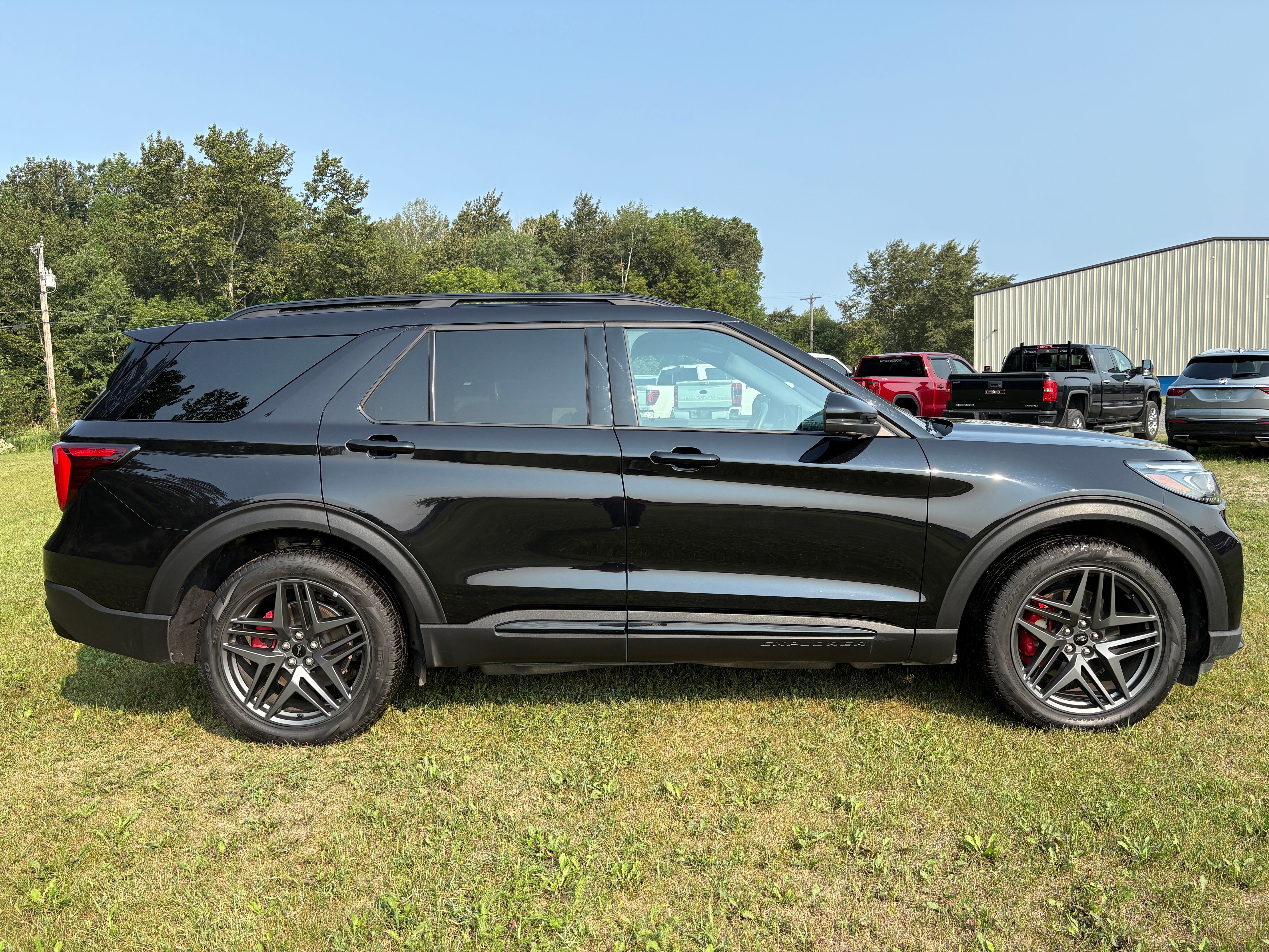 2025 Ford Explorer ST