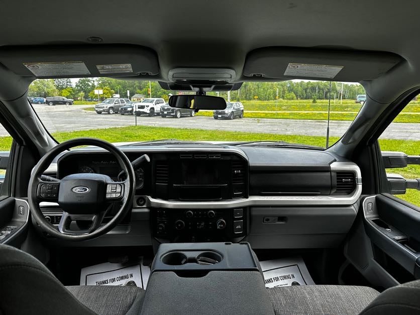 2024 Ford Super Duty F-350 SRW XL
