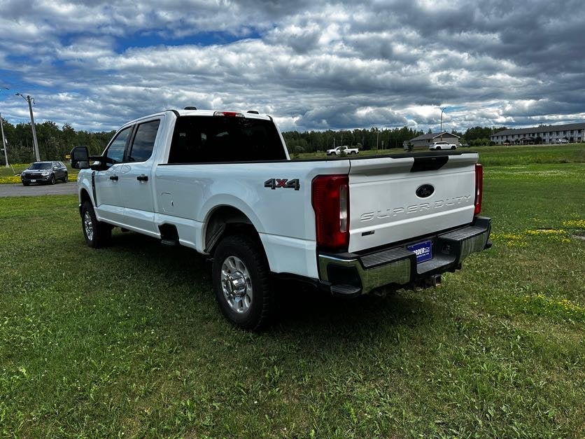 2024 Ford Super Duty F-350 SRW XL