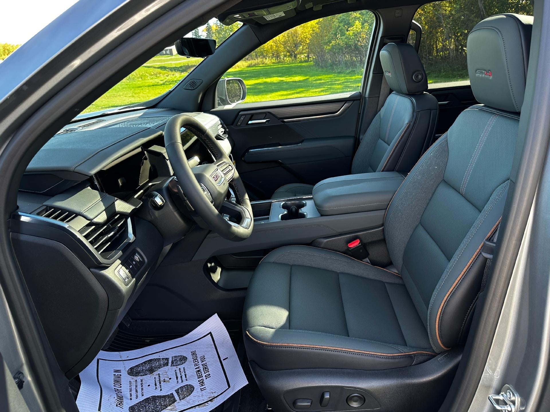 2026 GMC Acadia AT4