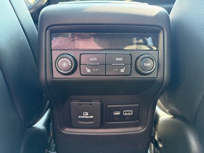 2022 GMC Acadia AT4