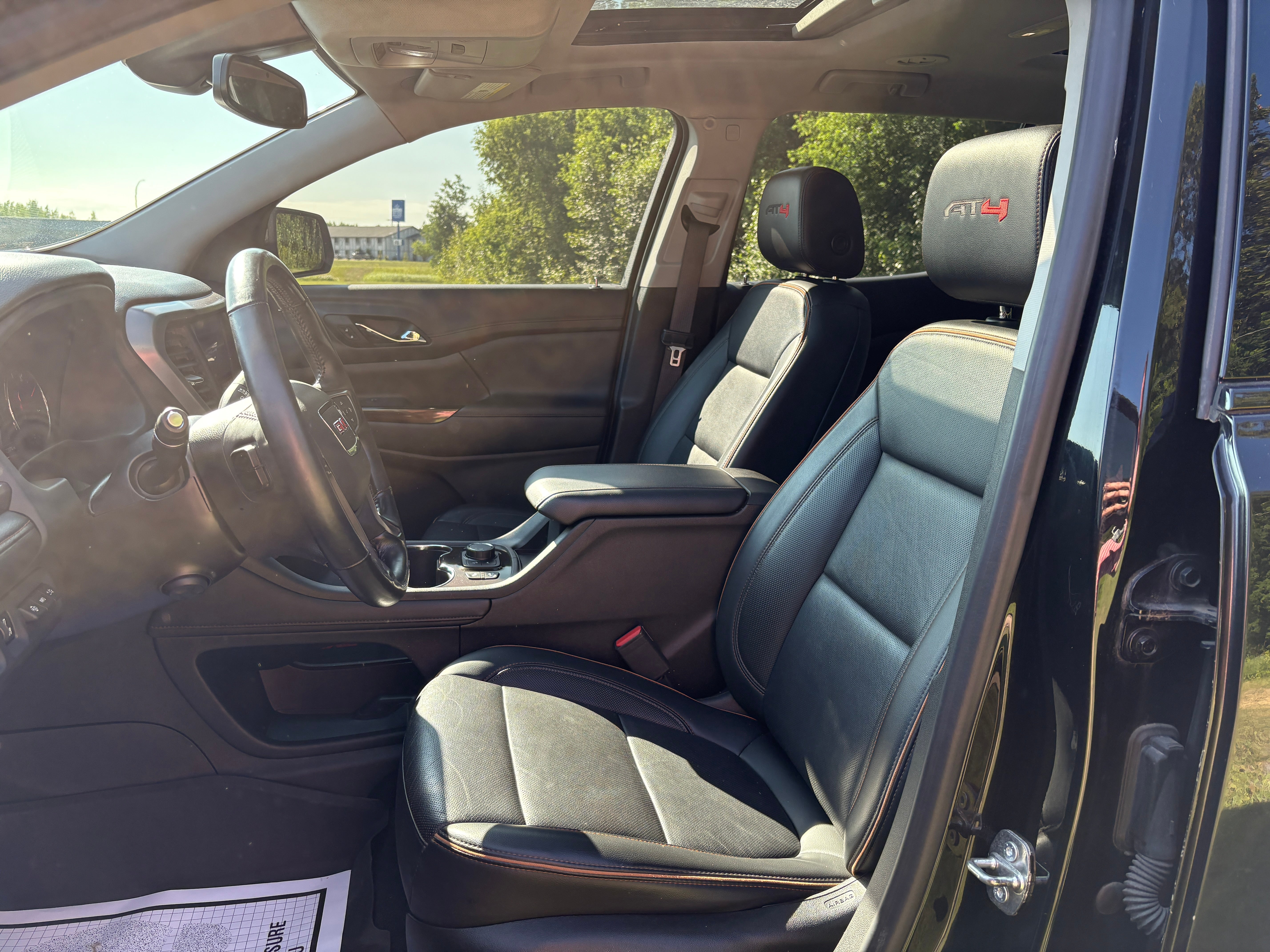2022 GMC Acadia AT4