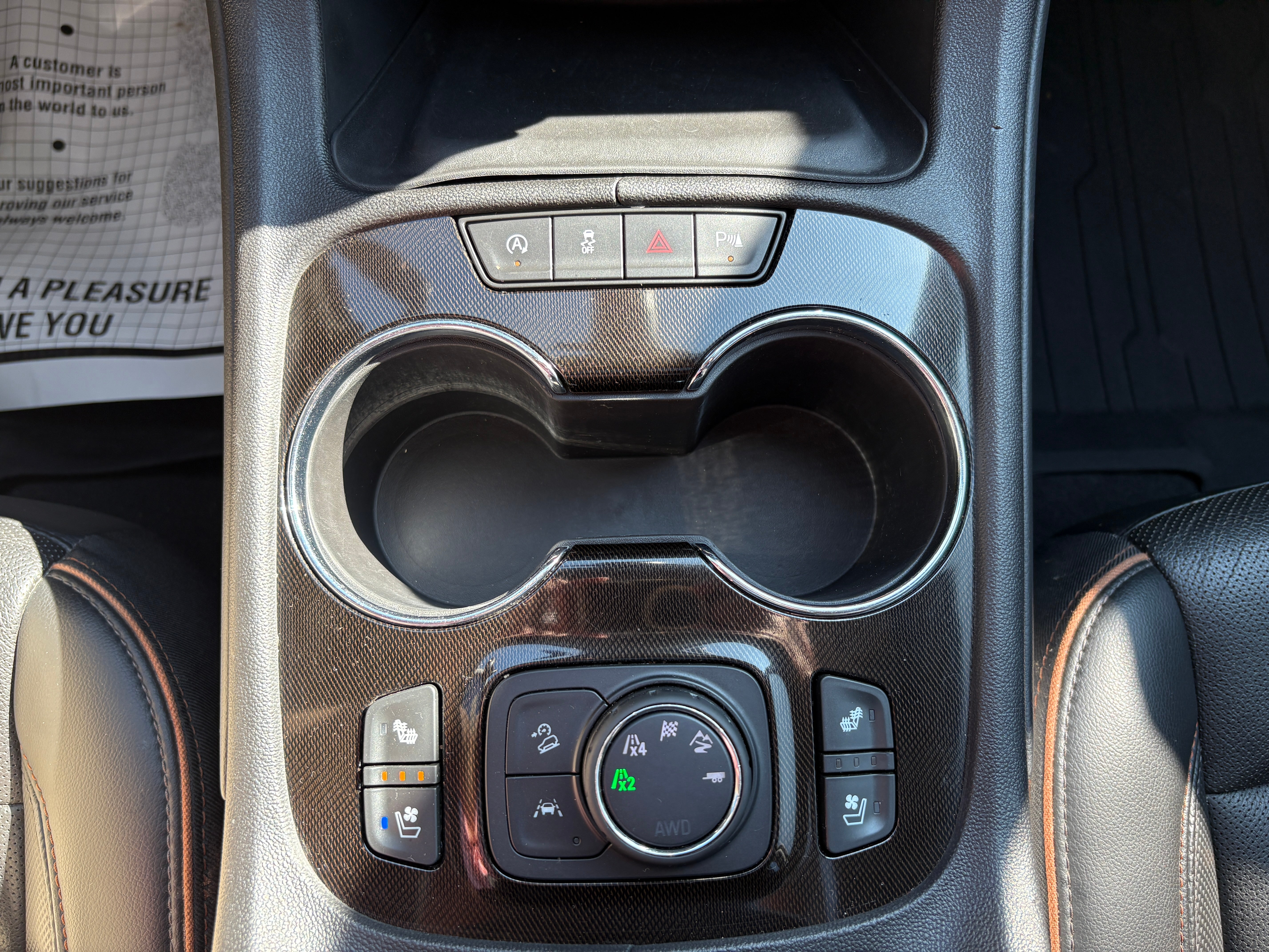 2022 GMC Acadia AT4