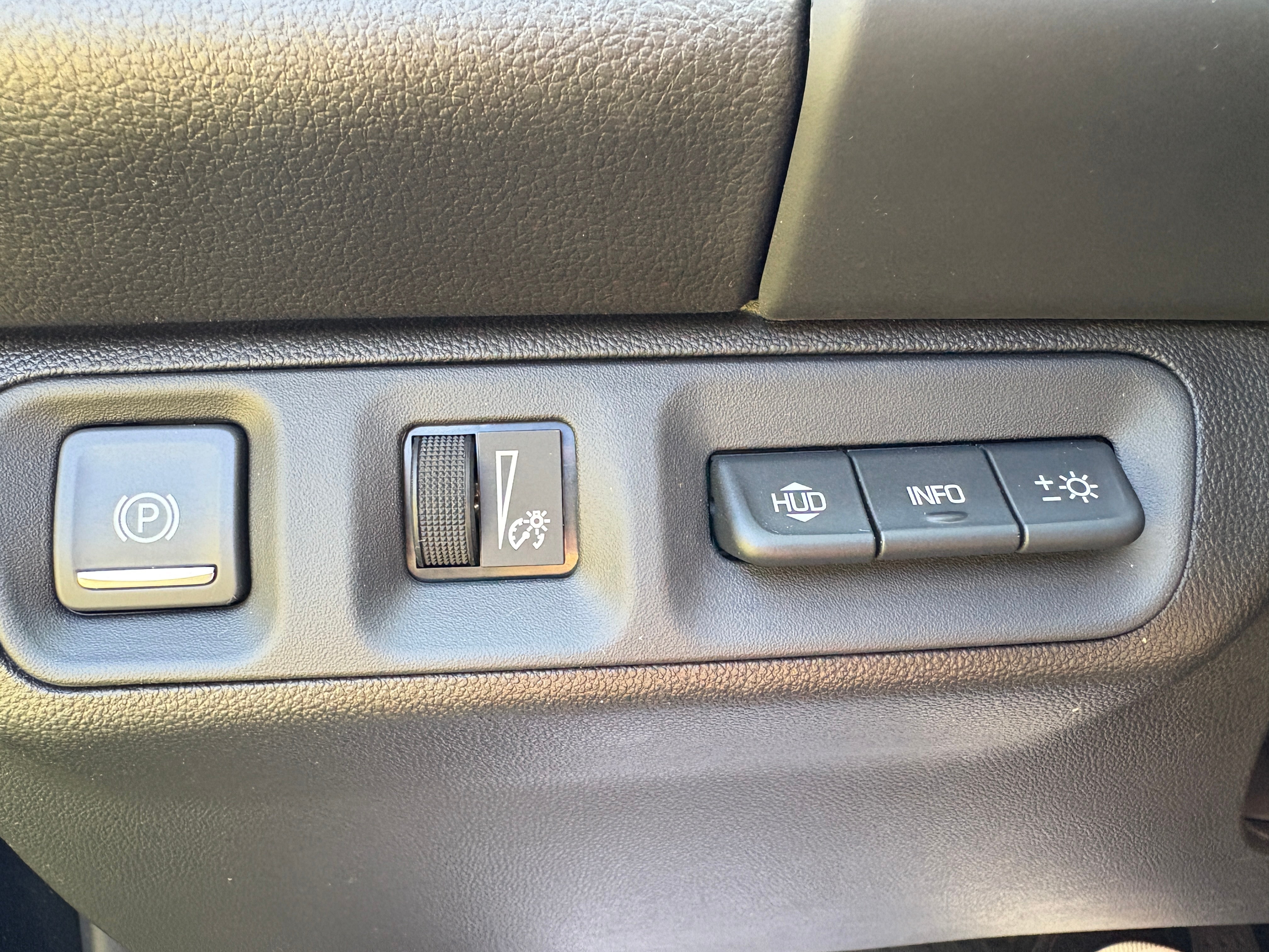 2022 GMC Acadia AT4