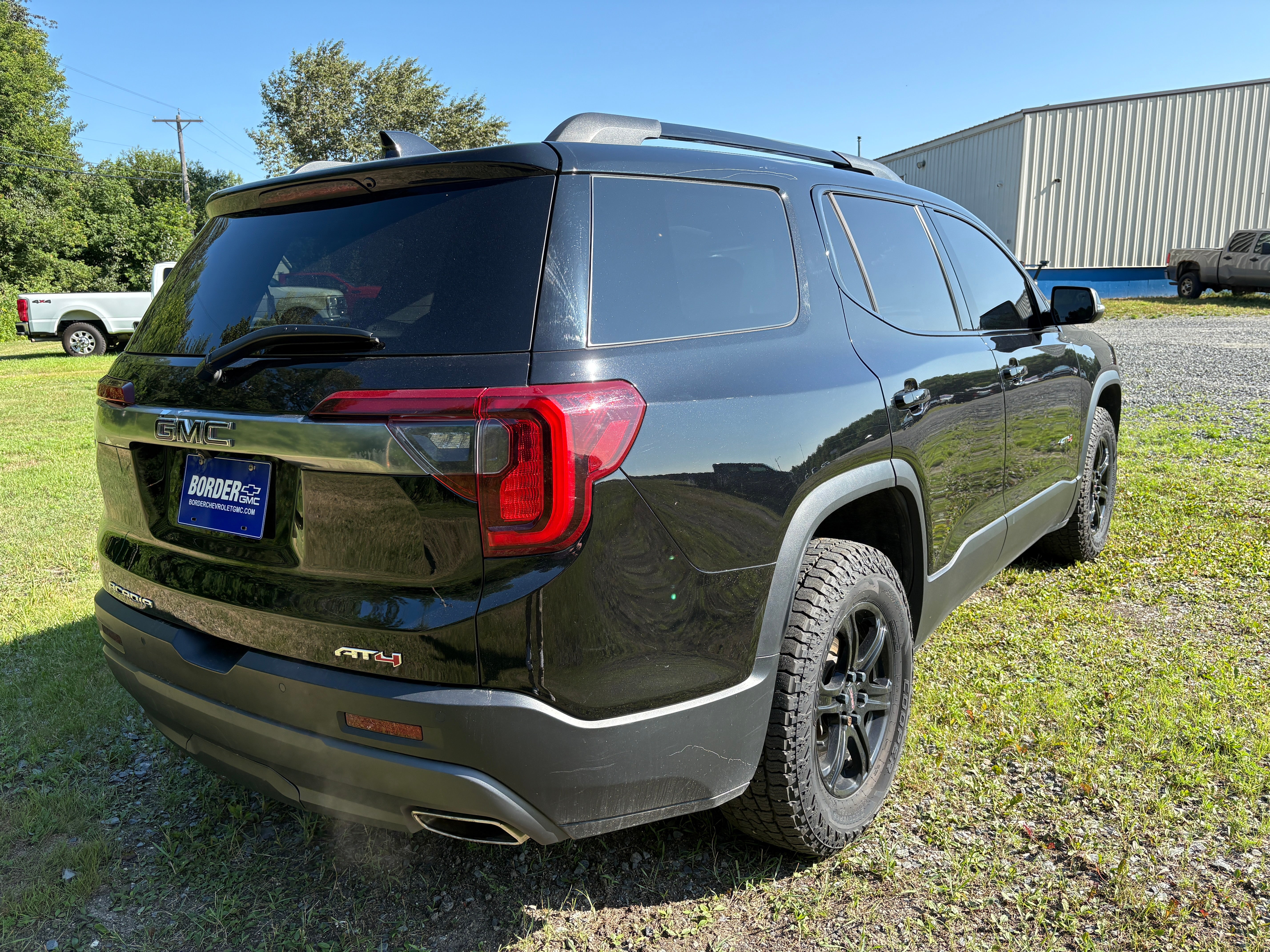2022 GMC Acadia AT4