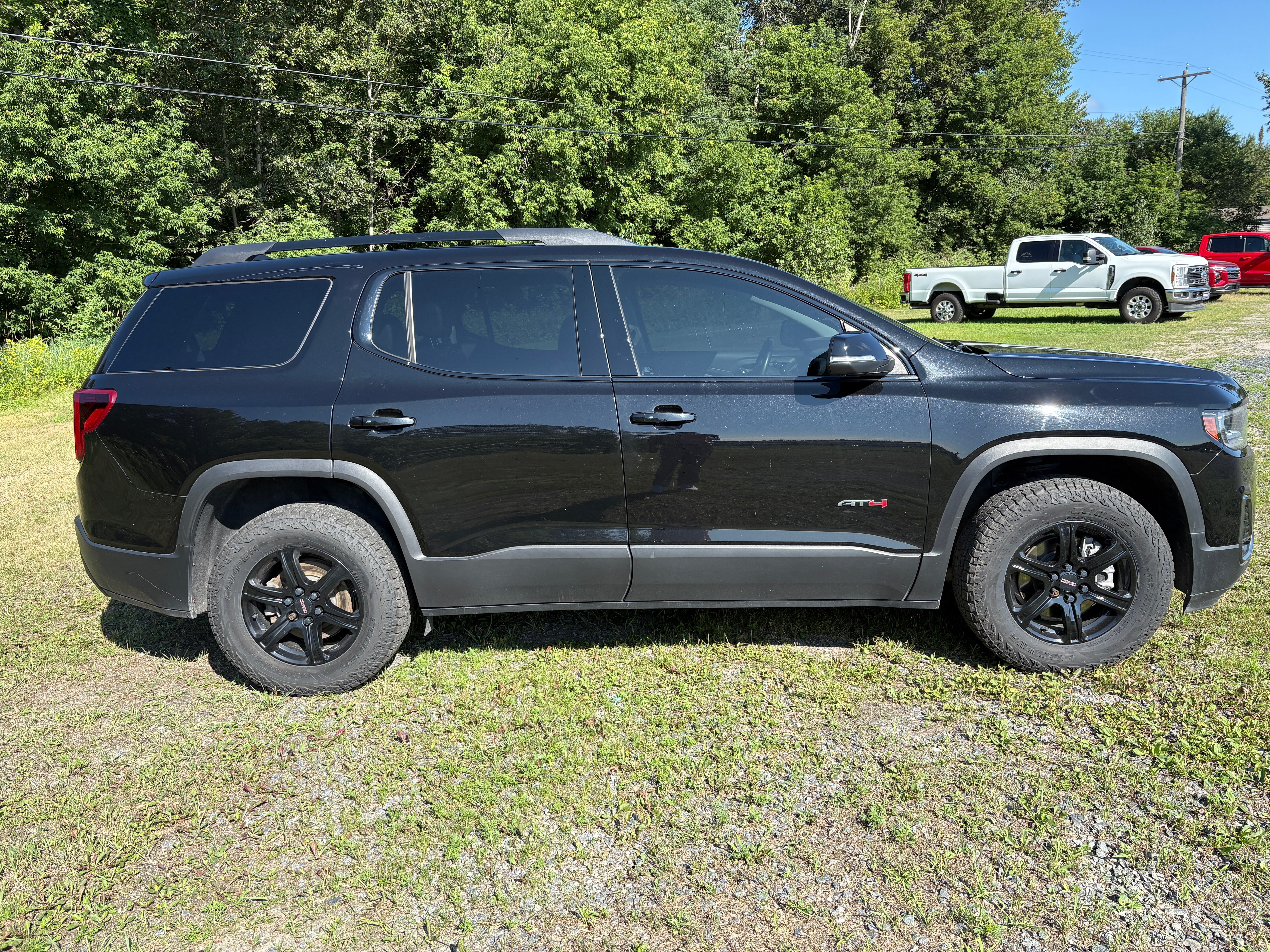 2022 GMC Acadia AT4