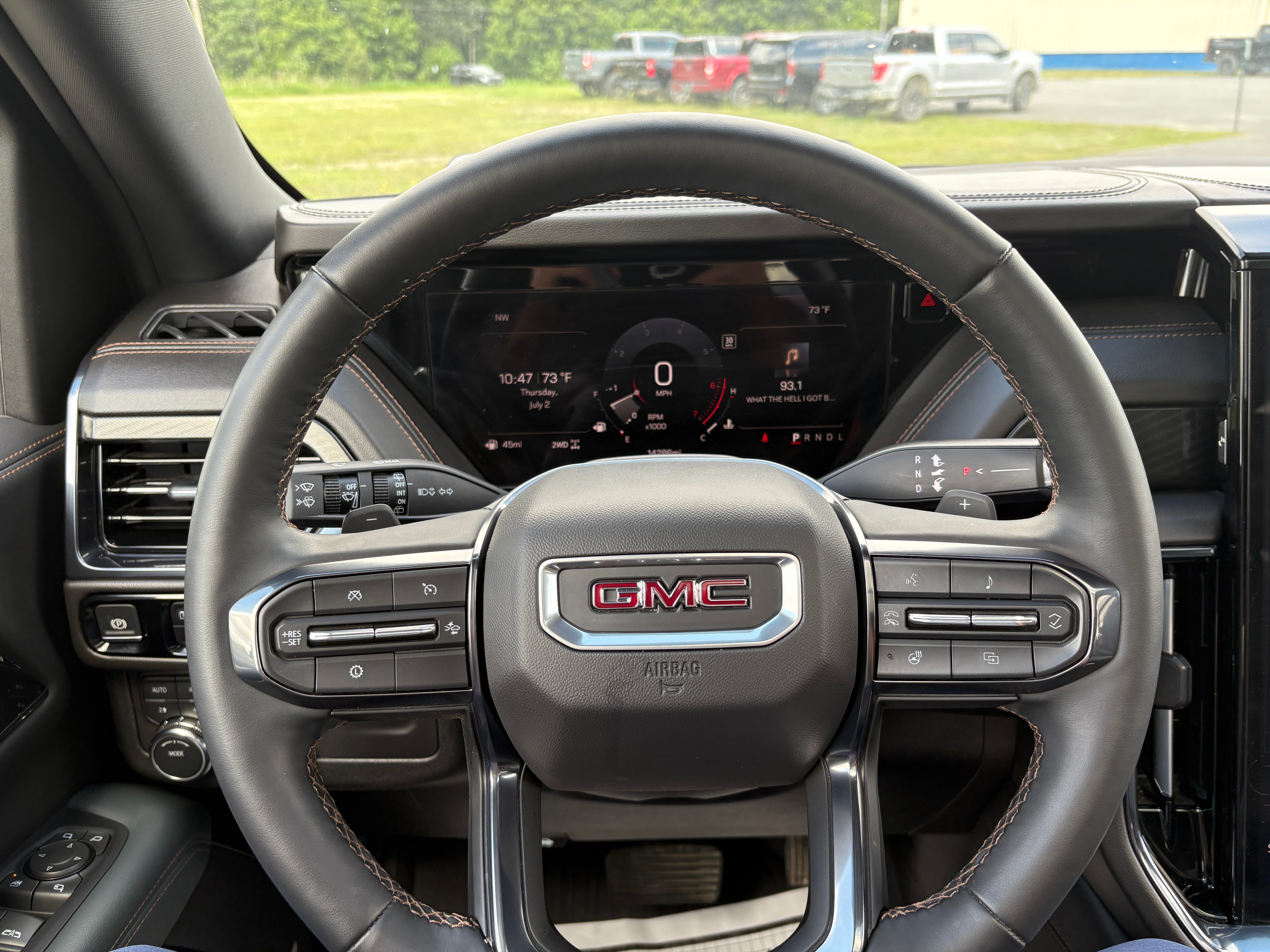 2025 GMC Yukon AT4