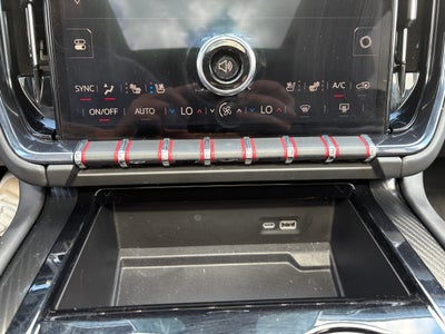 2025 GMC Yukon AT4