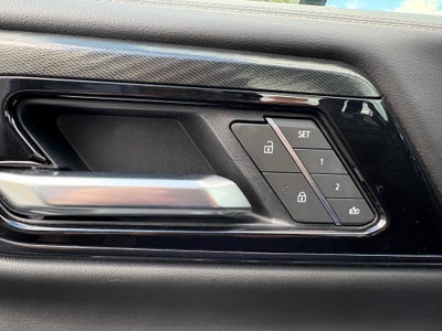 2025 GMC Yukon AT4