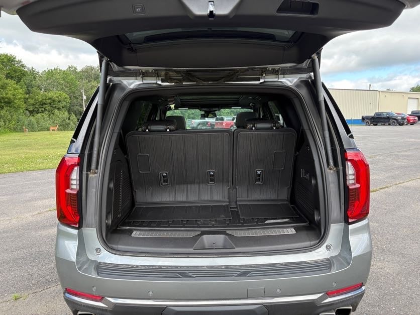 2025 GMC Yukon AT4