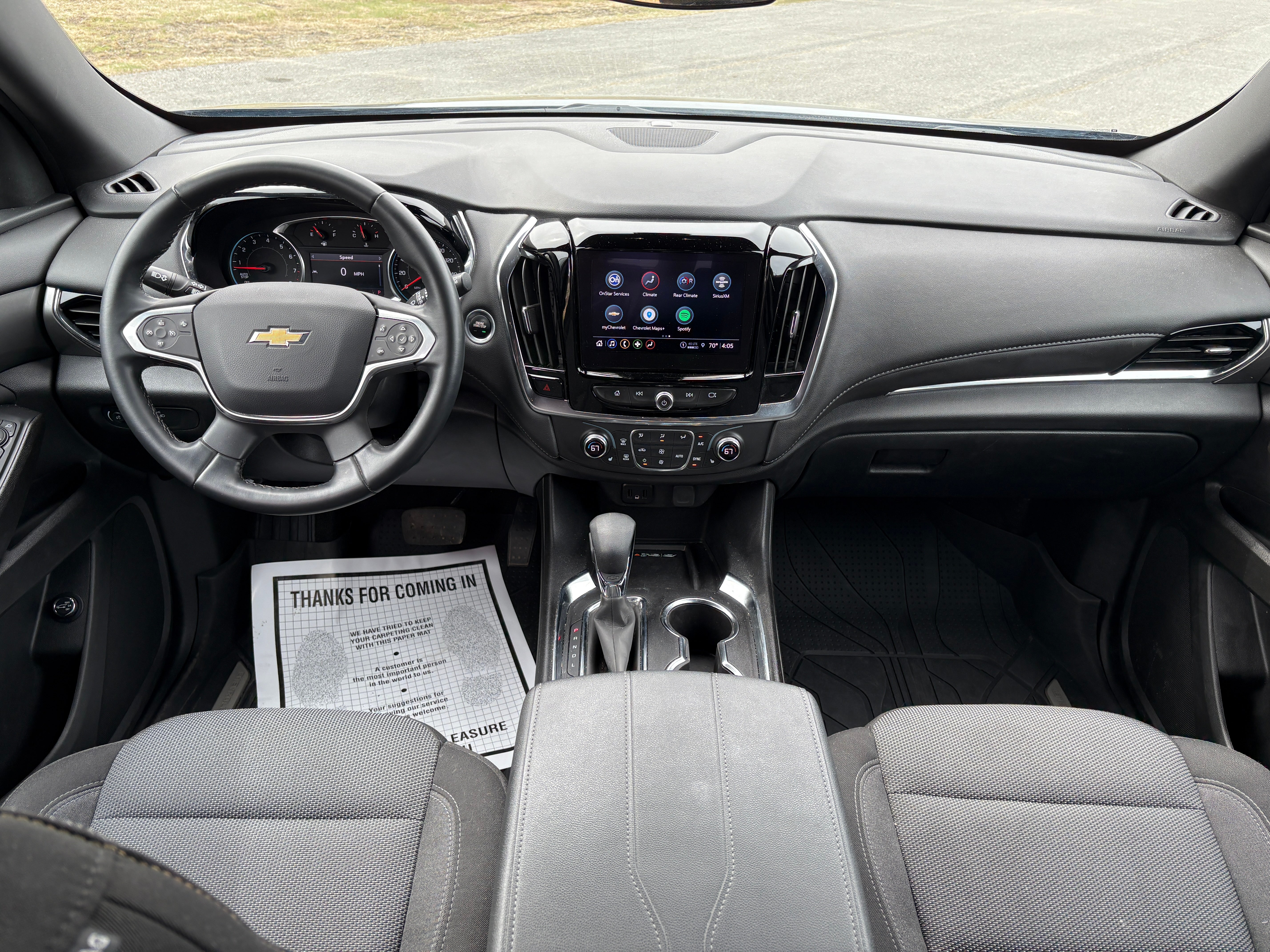 2023 Chevrolet Traverse LT Cloth
