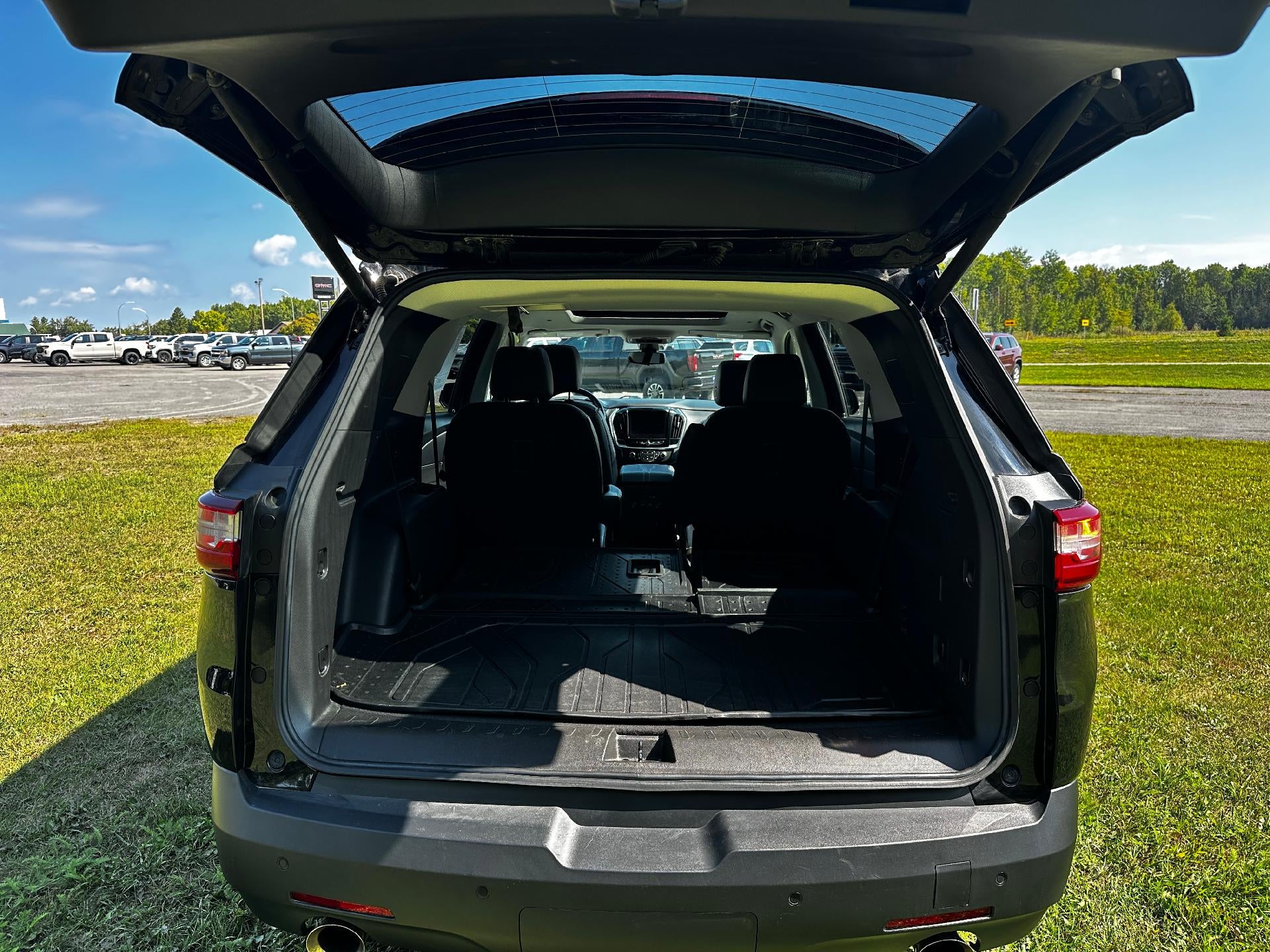 2021 Chevrolet Traverse RS