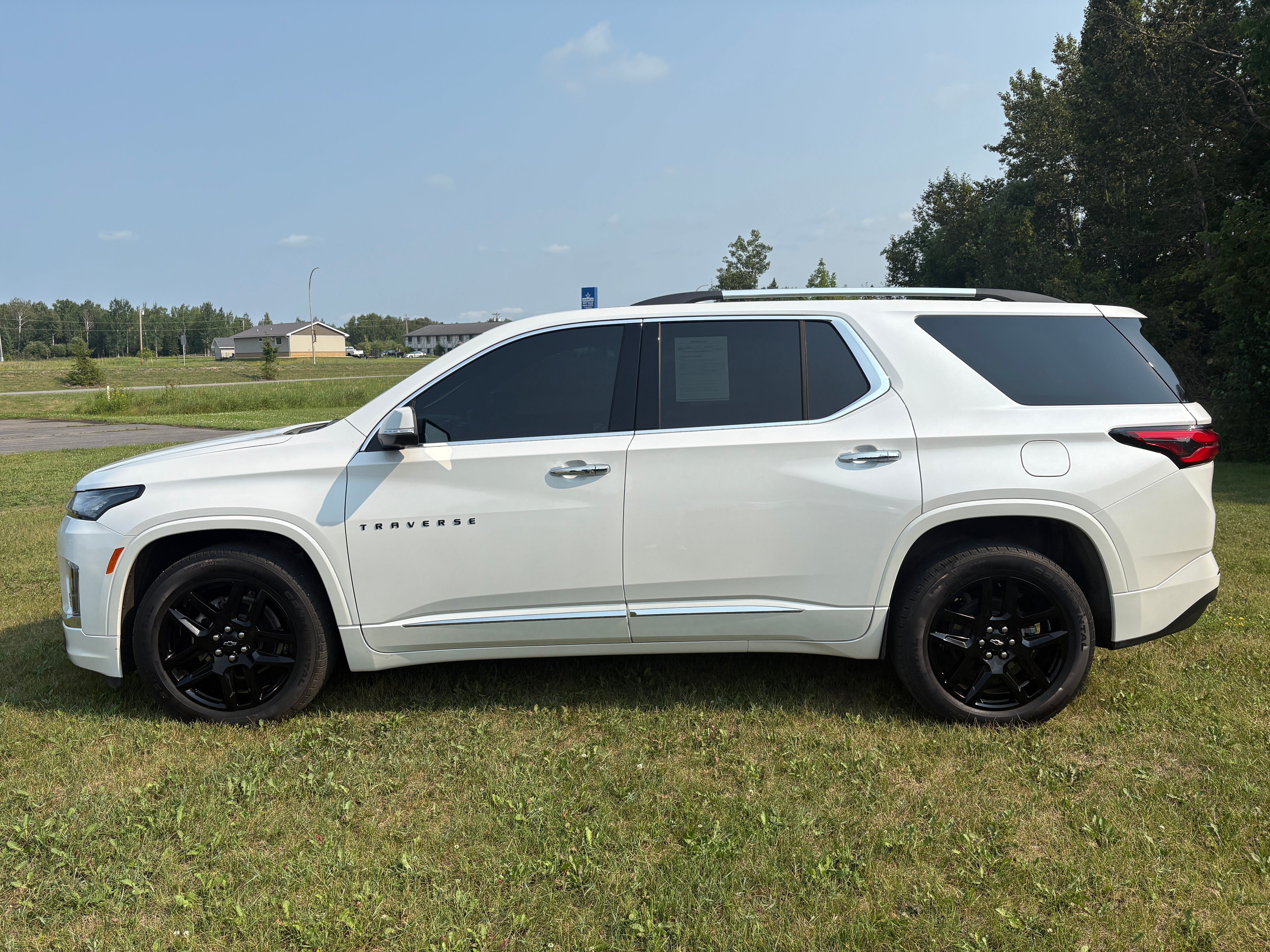 Used 2023 Chevrolet Traverse Premier with VIN 1GNEVKKW2PJ148943 for sale in International Falls, Minnesota