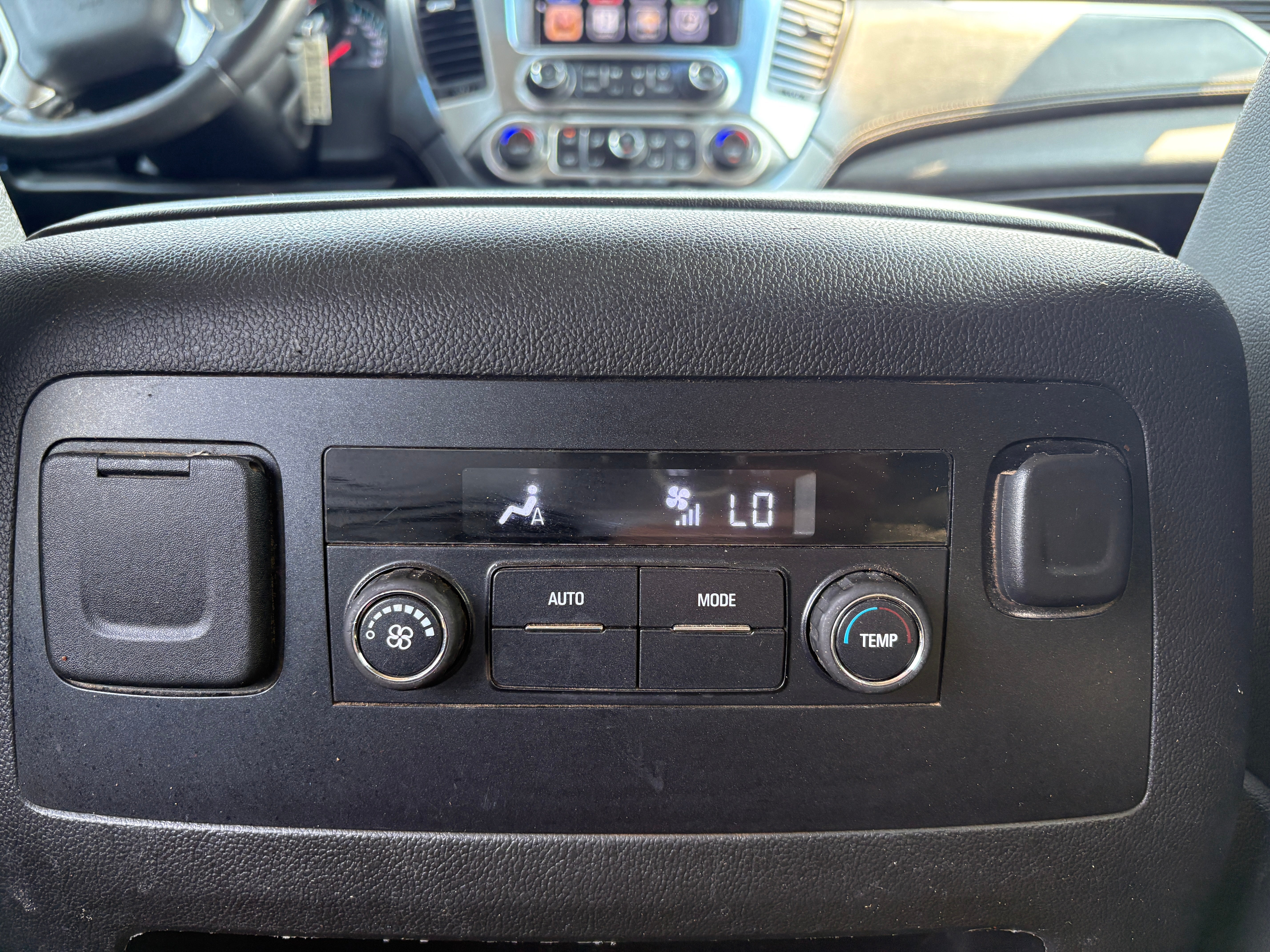 2015 Chevrolet Suburban LT