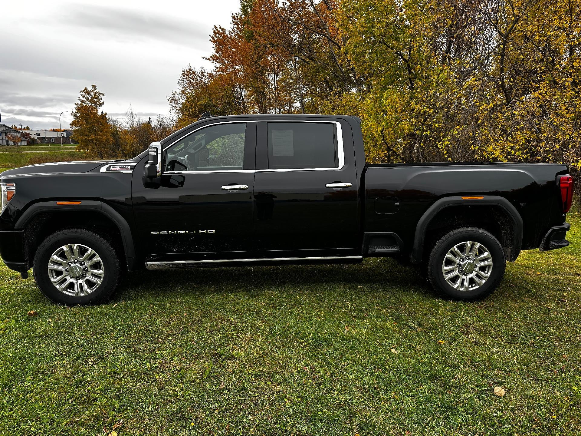 Used 2023 GMC Sierra 2500HD Denali with VIN 1GT19REY5PF155518 for sale in International Falls, Minnesota