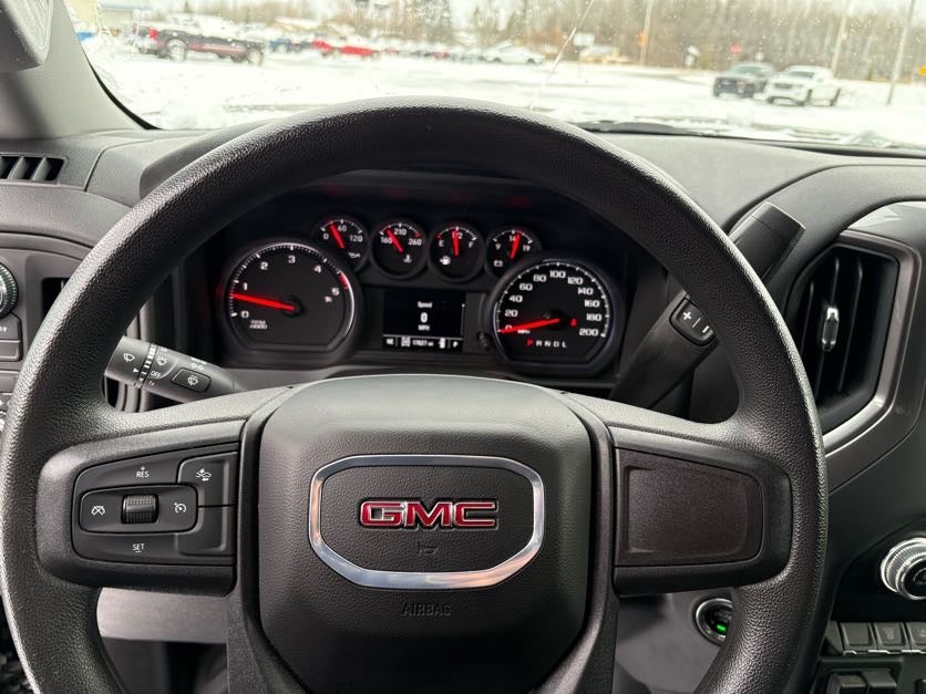 2024 GMC Sierra 2500 HD Pro