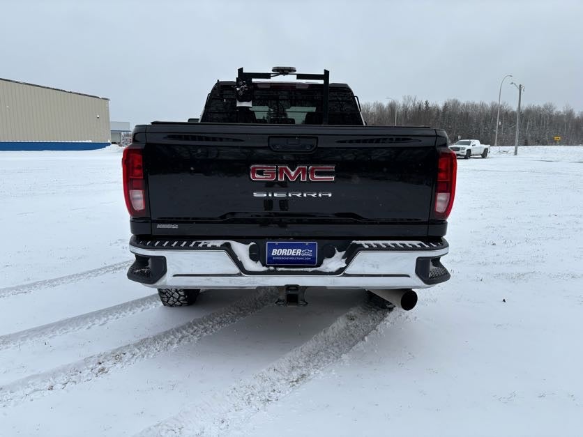 2024 GMC Sierra 2500 HD Pro