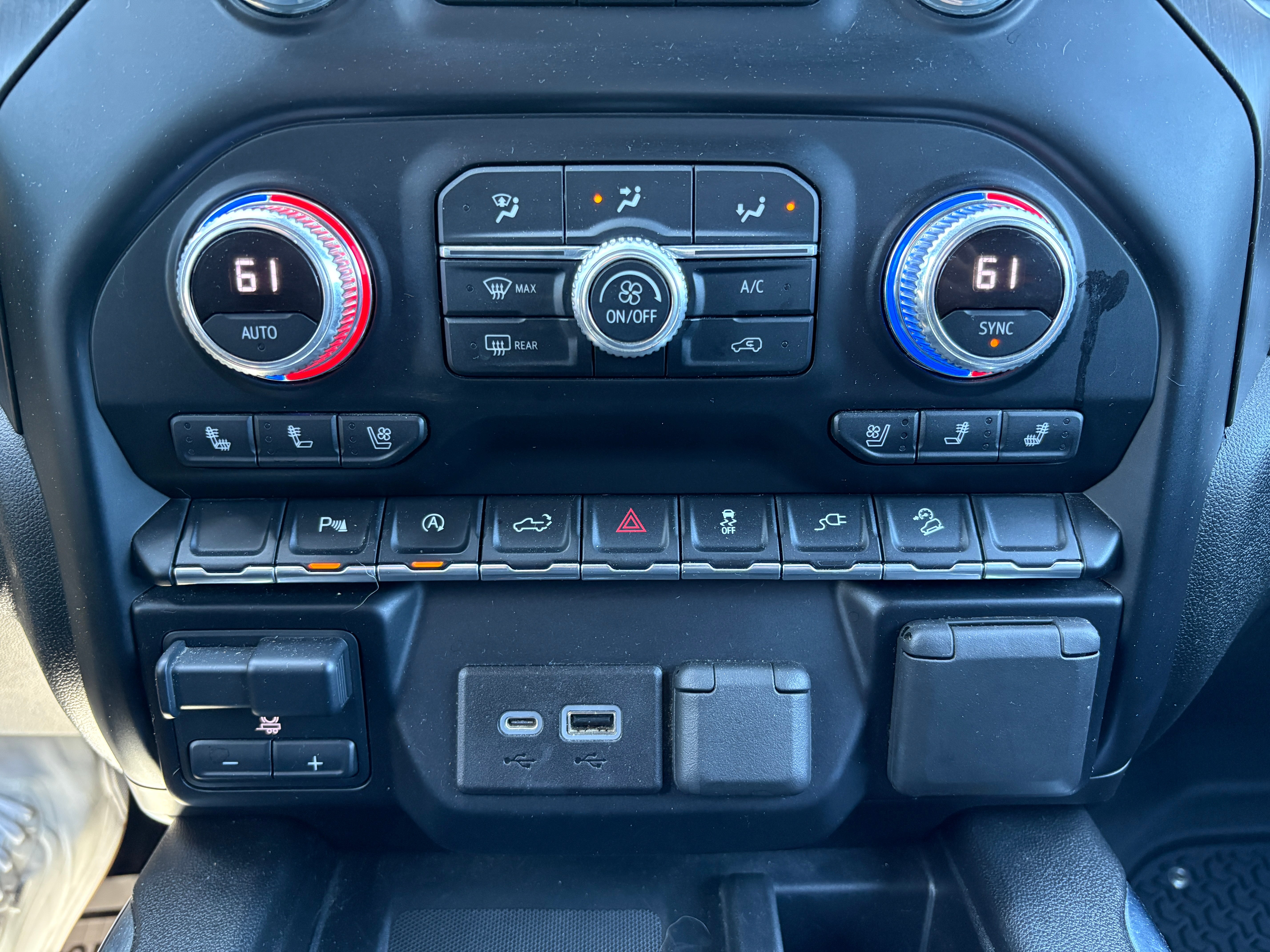 2021 GMC Sierra 1500 AT4 - Photo 23