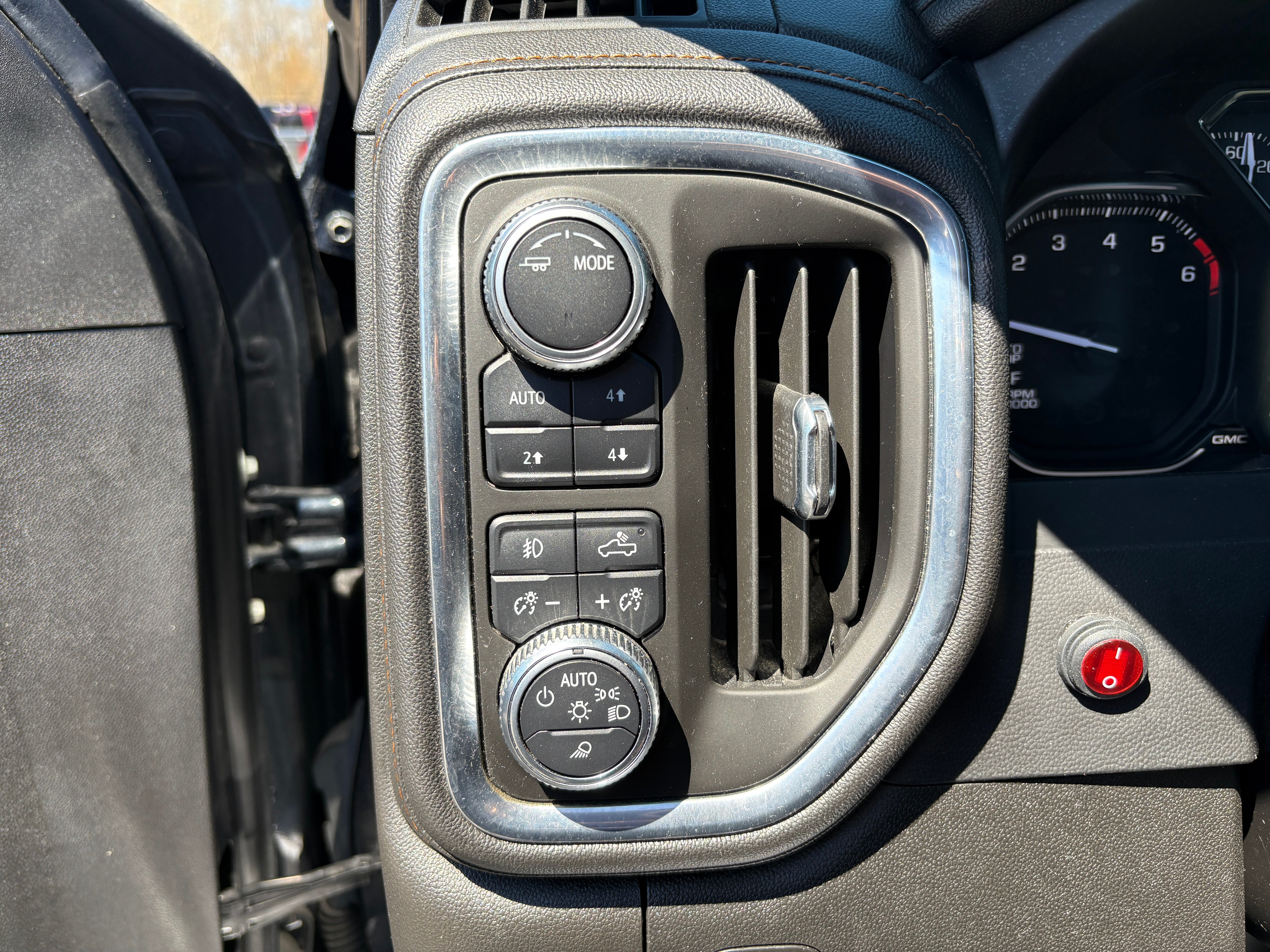 2021 GMC Sierra 1500 AT4 - Photo 25