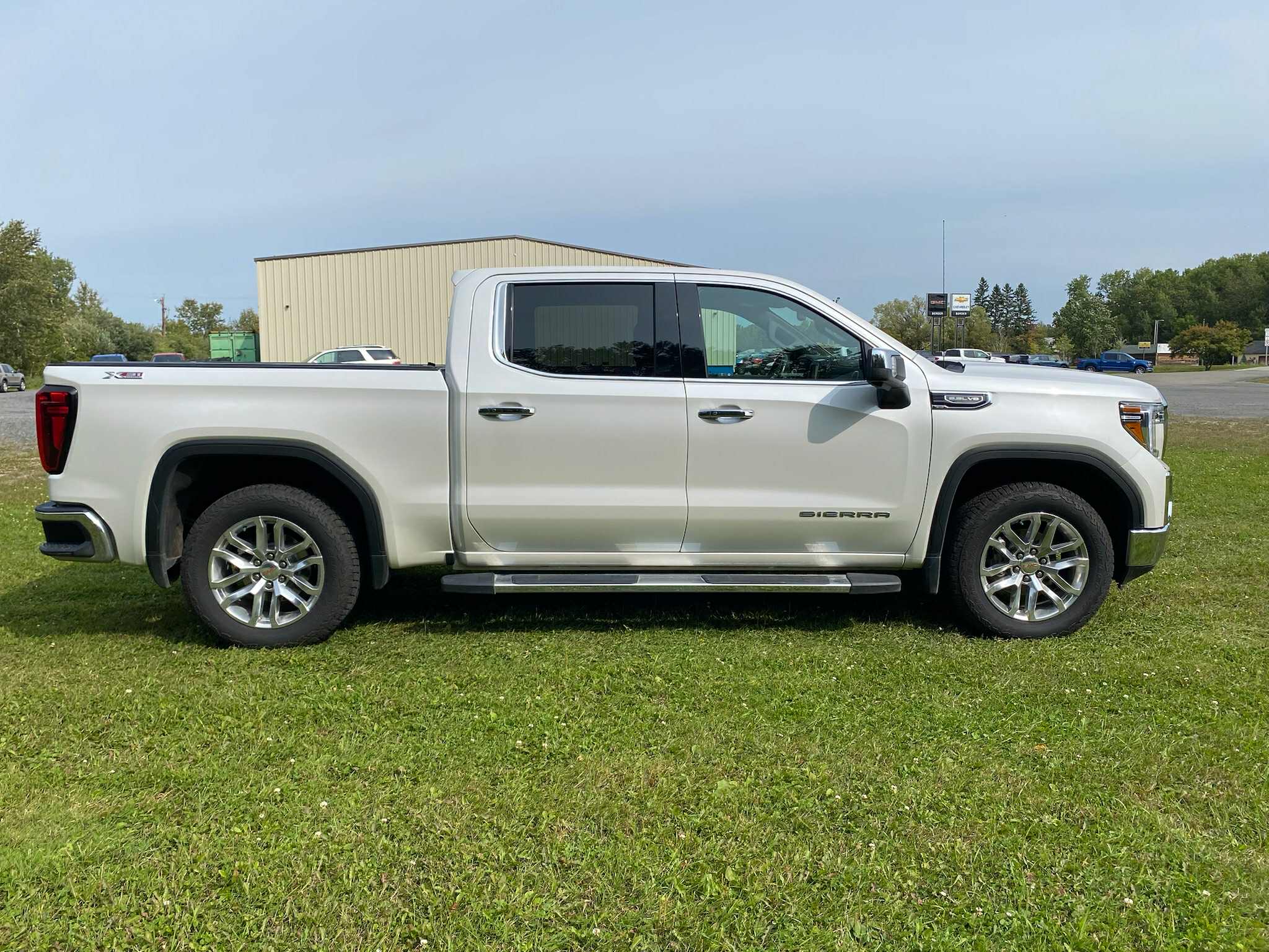 2021 GMC Sierra 1500 SLT