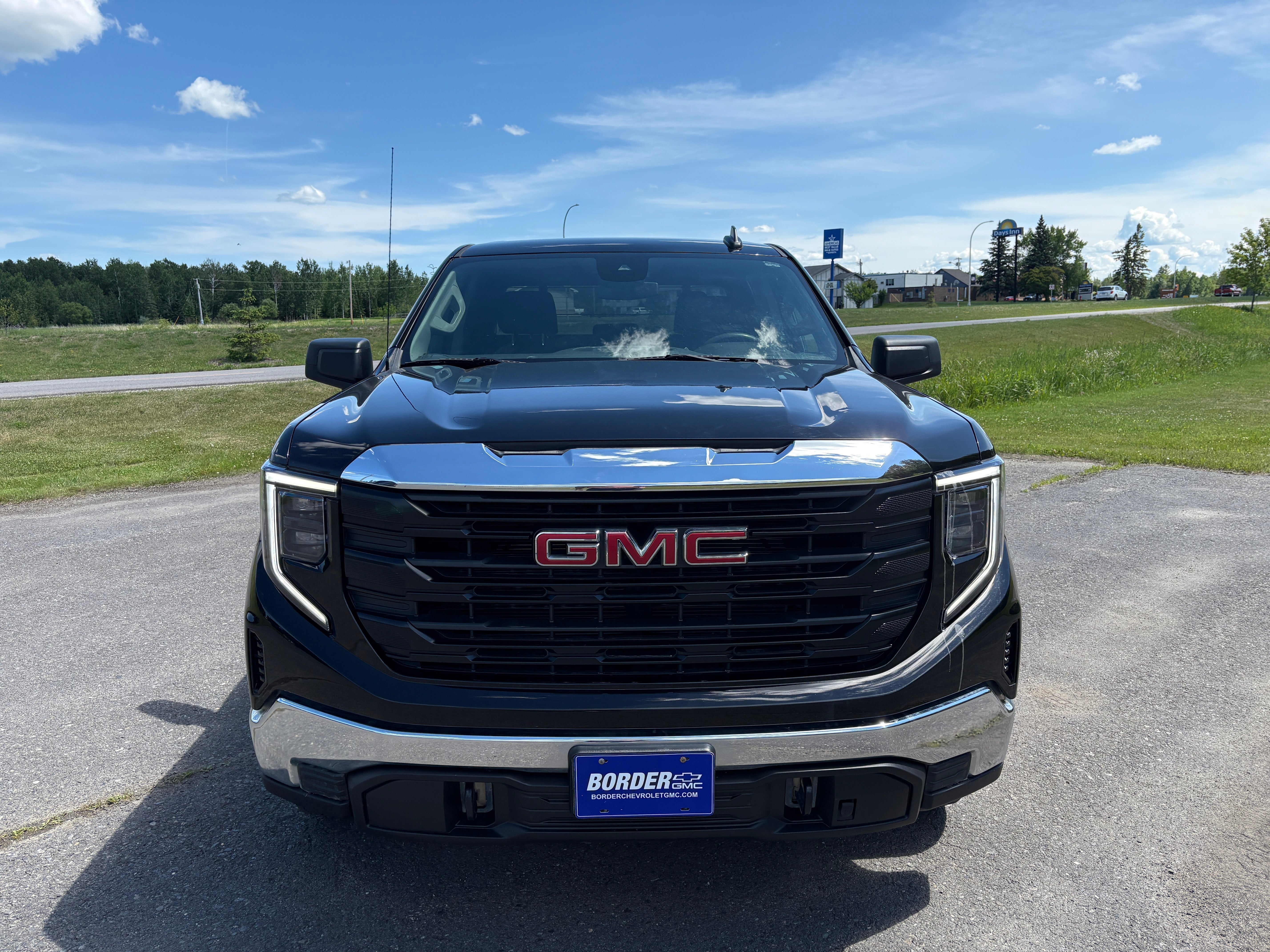 2024 GMC Sierra 1500 Pro
