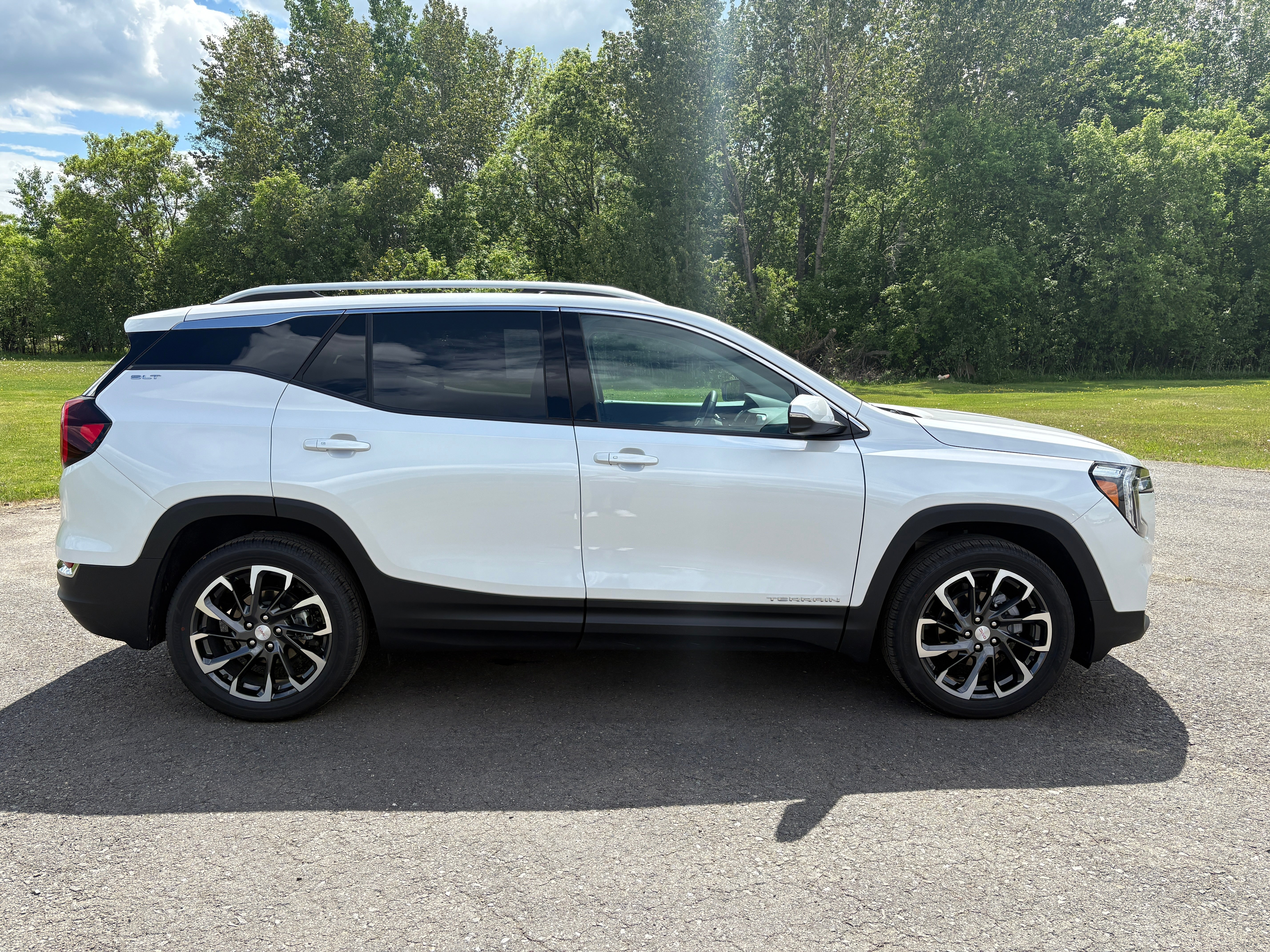 2022 GMC Terrain SLT