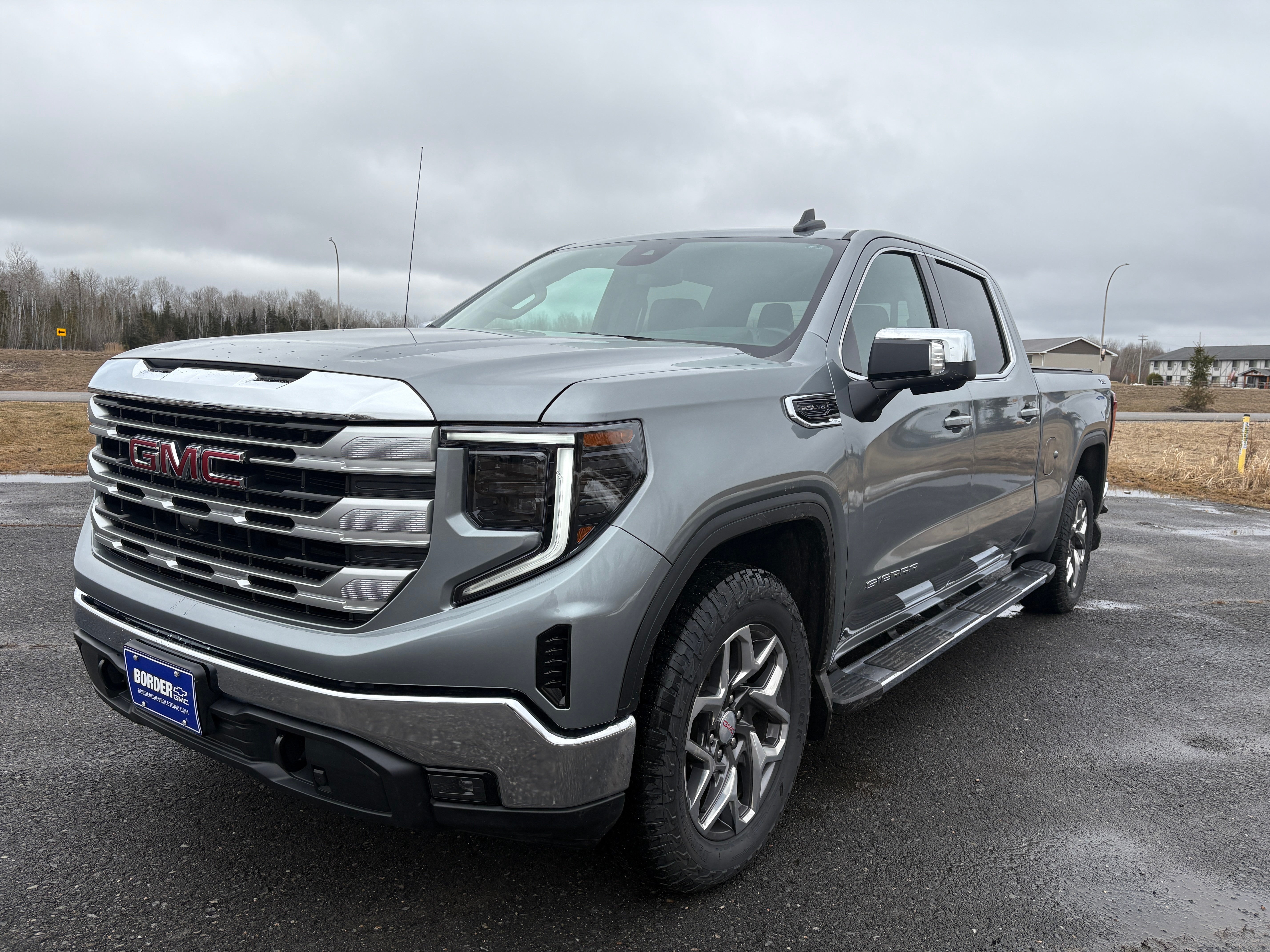 2023 GMC Sierra 1500 SLE