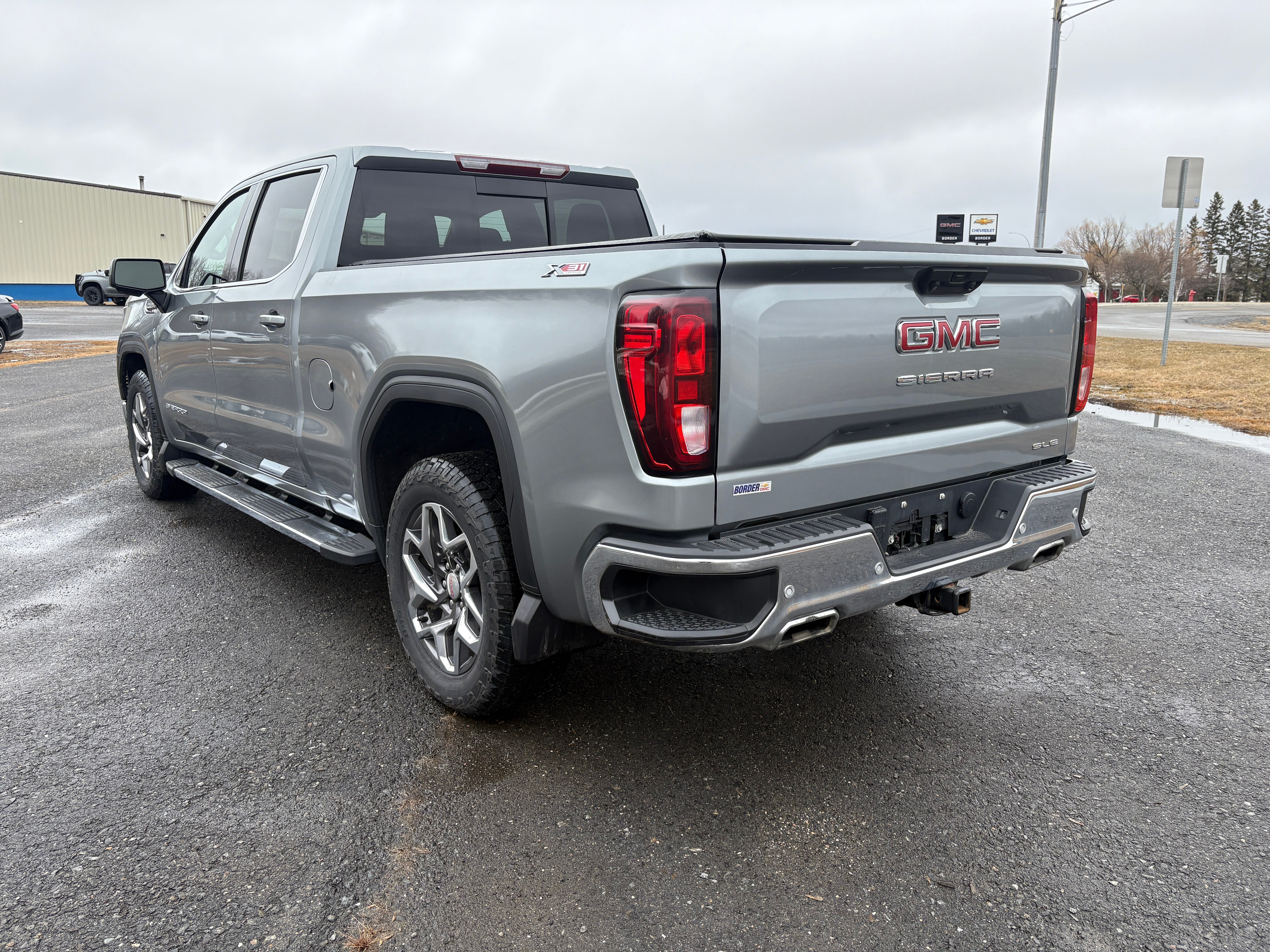 2023 GMC Sierra 1500 SLE