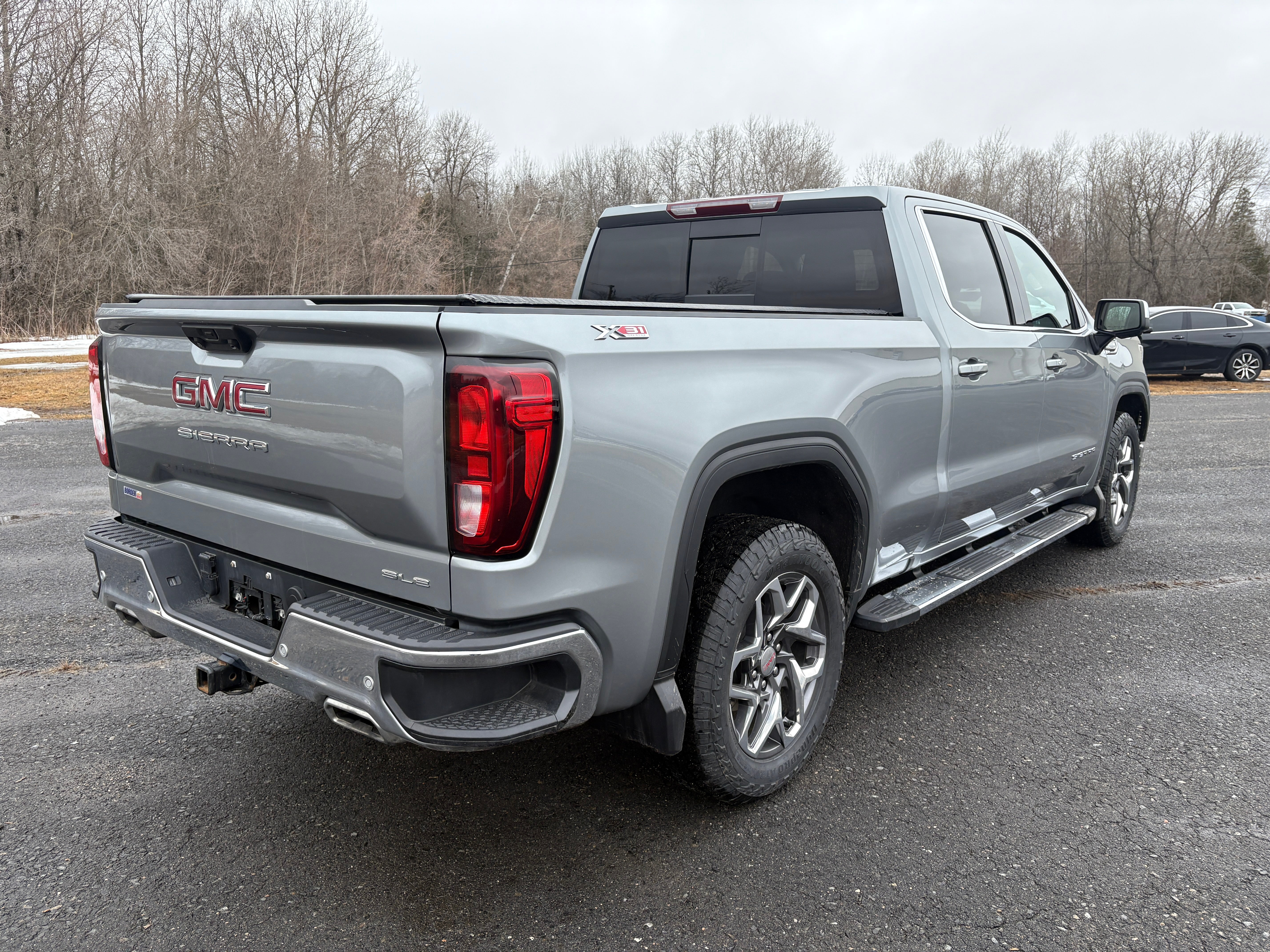 2023 GMC Sierra 1500 SLE