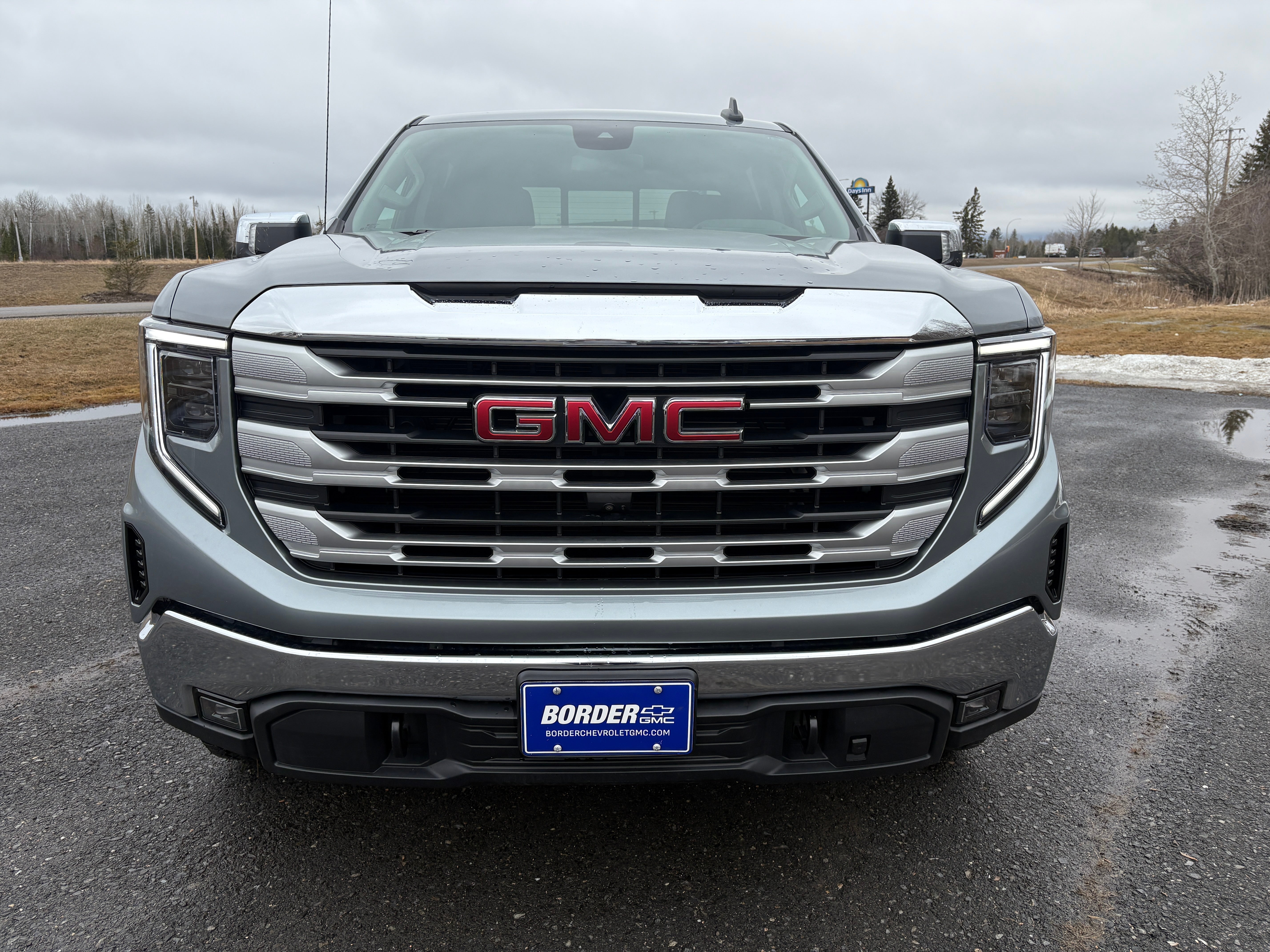 2023 GMC Sierra 1500 SLE