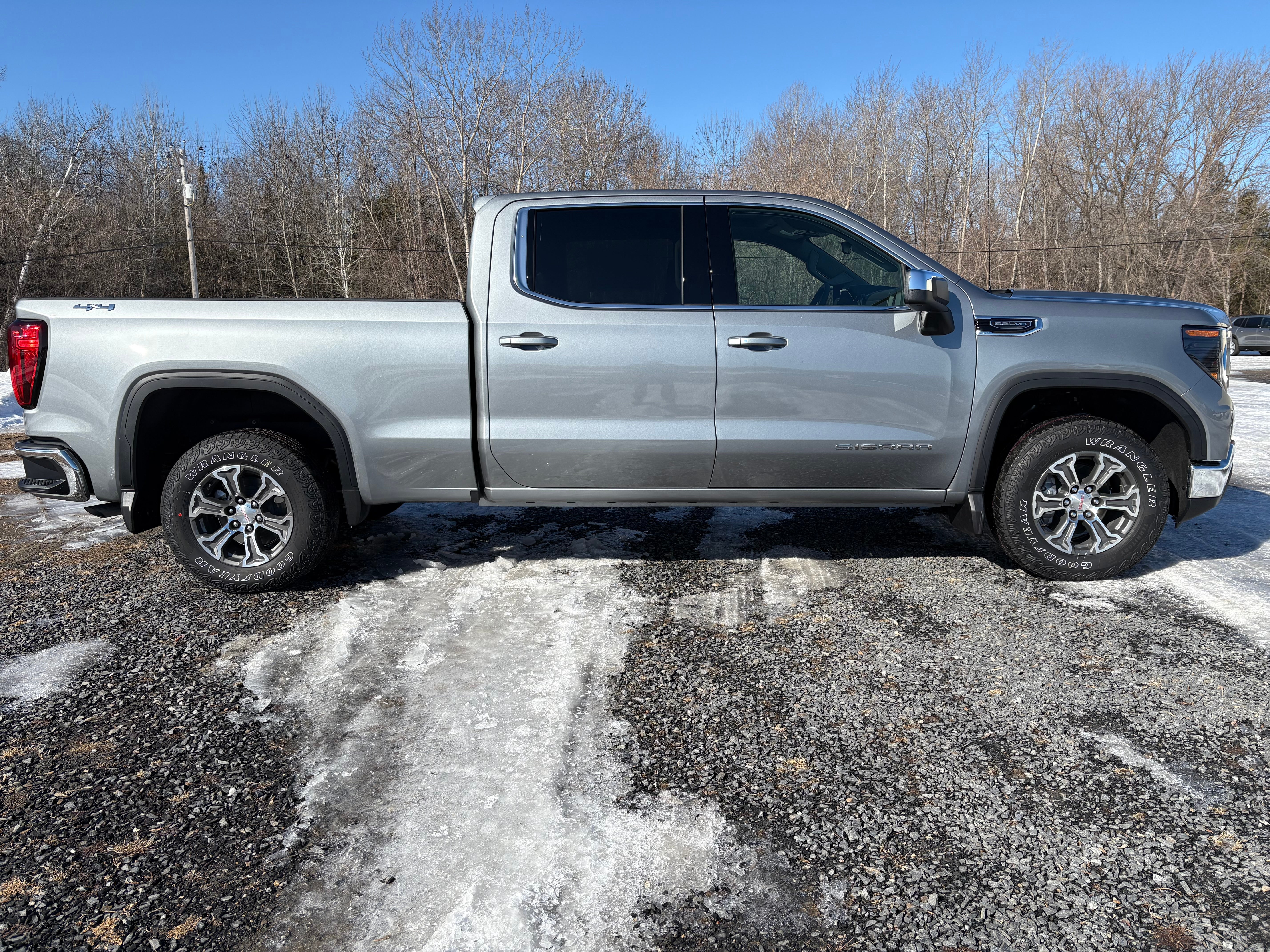 2026 GMC Sierra 1500 SLE