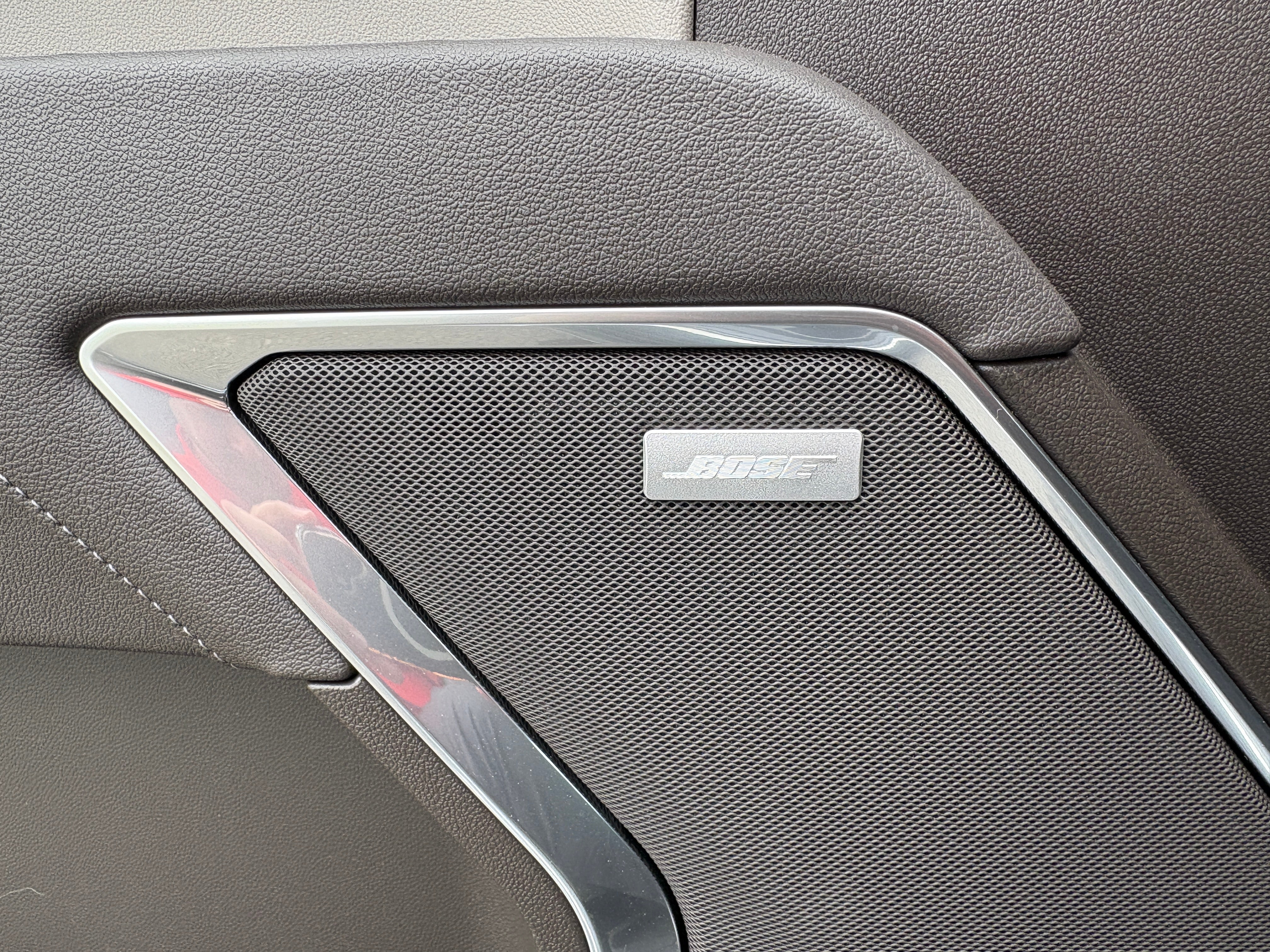 2025 GMC Sierra 1500 SLT - Photo 28