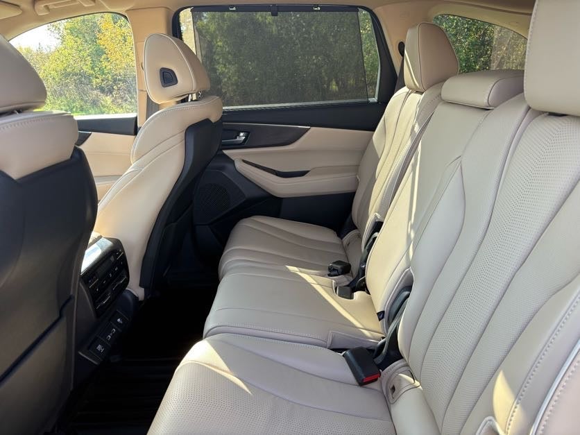2023 Acura MDX w/Advance Package