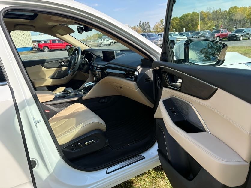 2023 Acura MDX w/Advance Package
