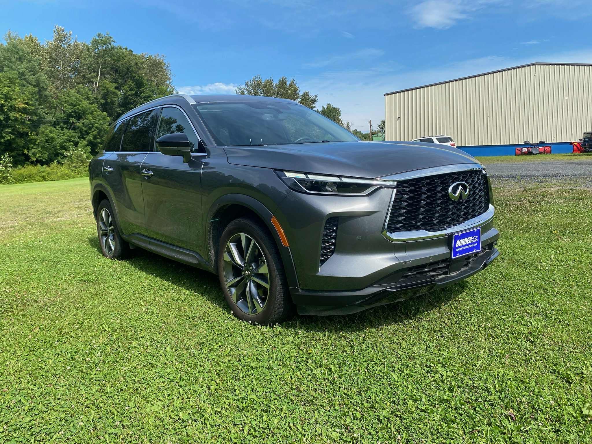 2024 INFINITI QX60 LUXE