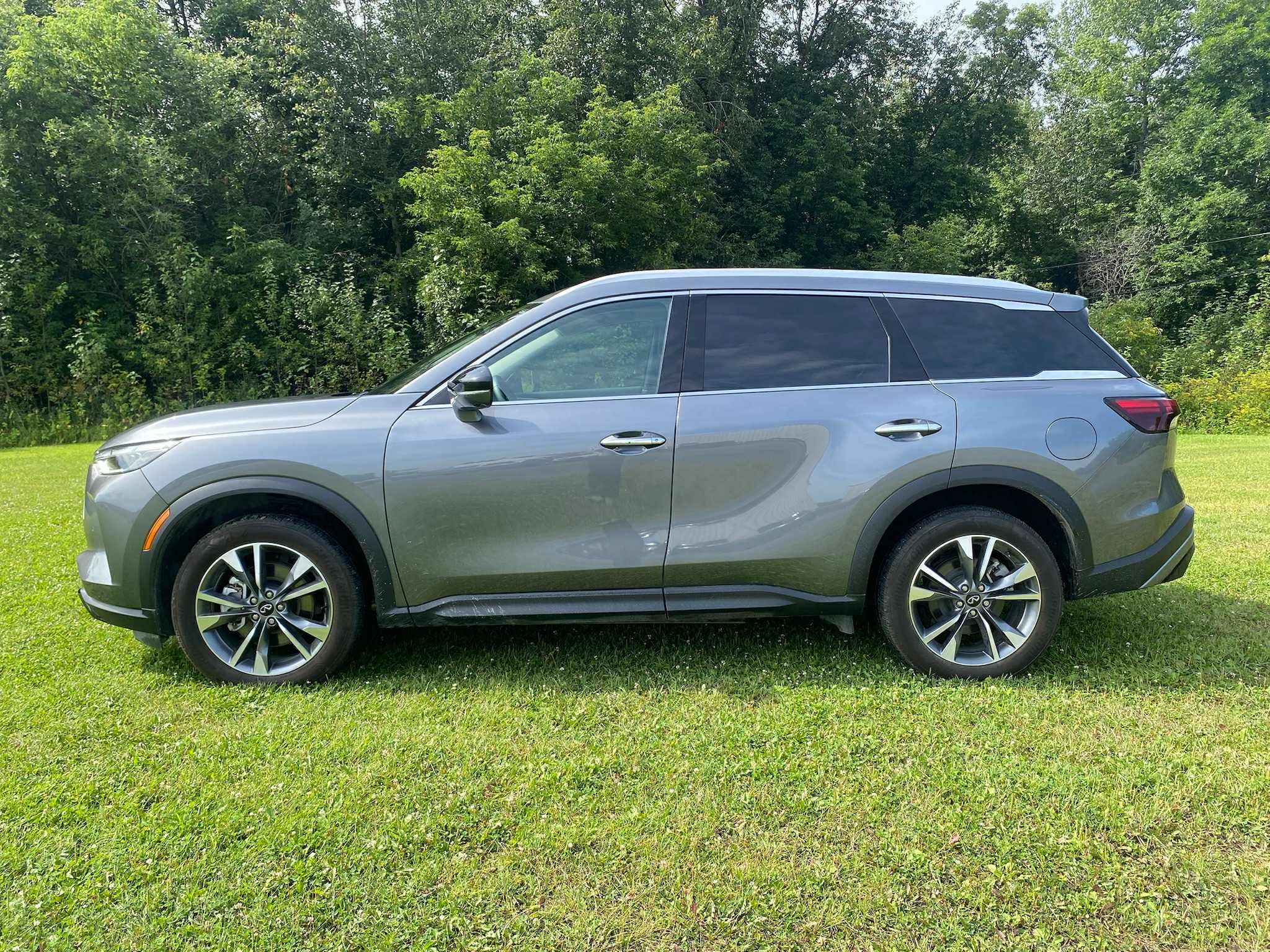 2024 INFINITI QX60 LUXE