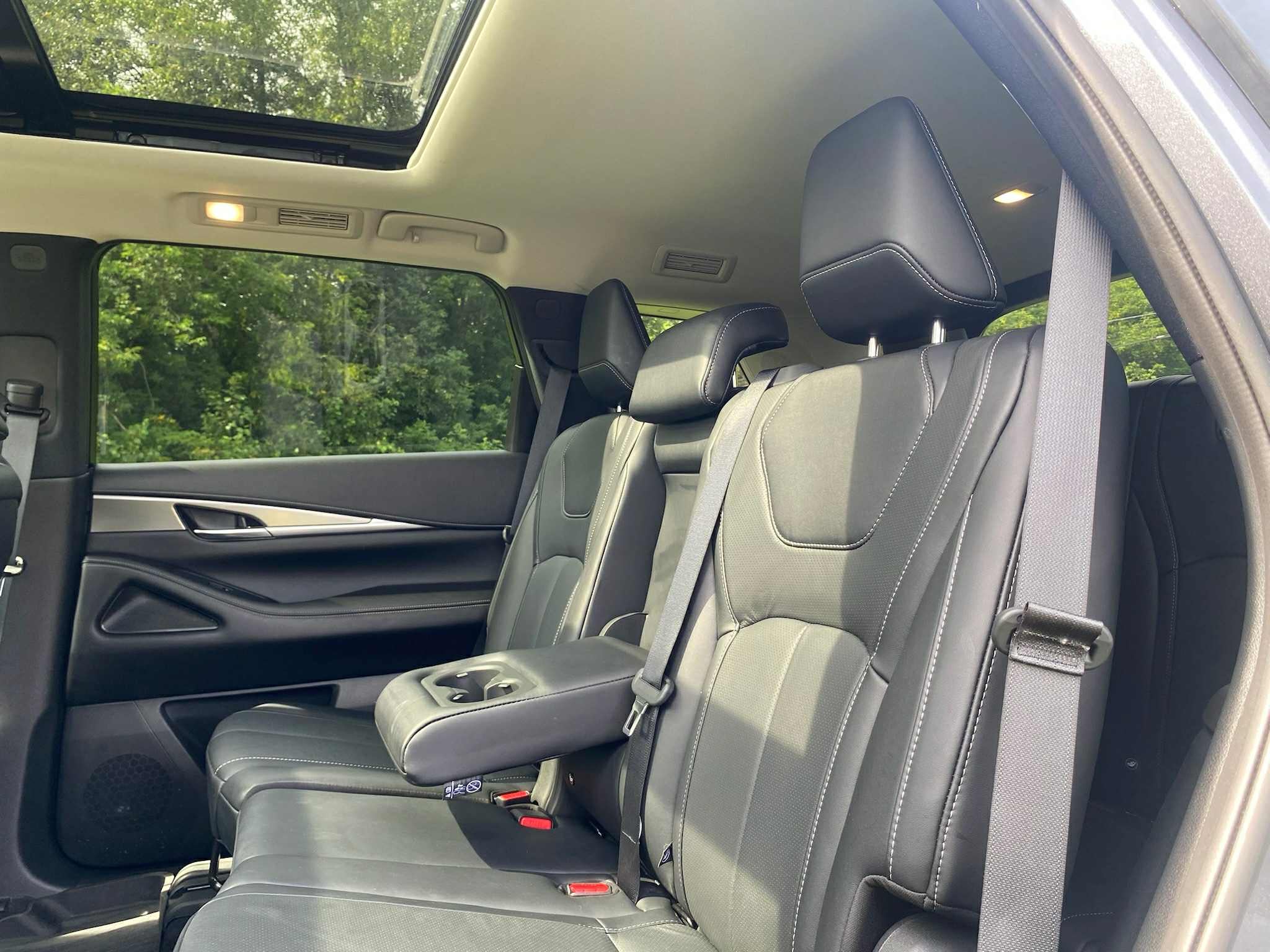 2024 INFINITI QX60 LUXE