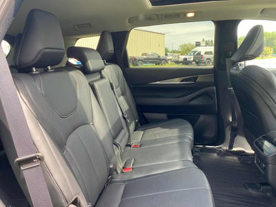 2024 INFINITI QX60 LUXE