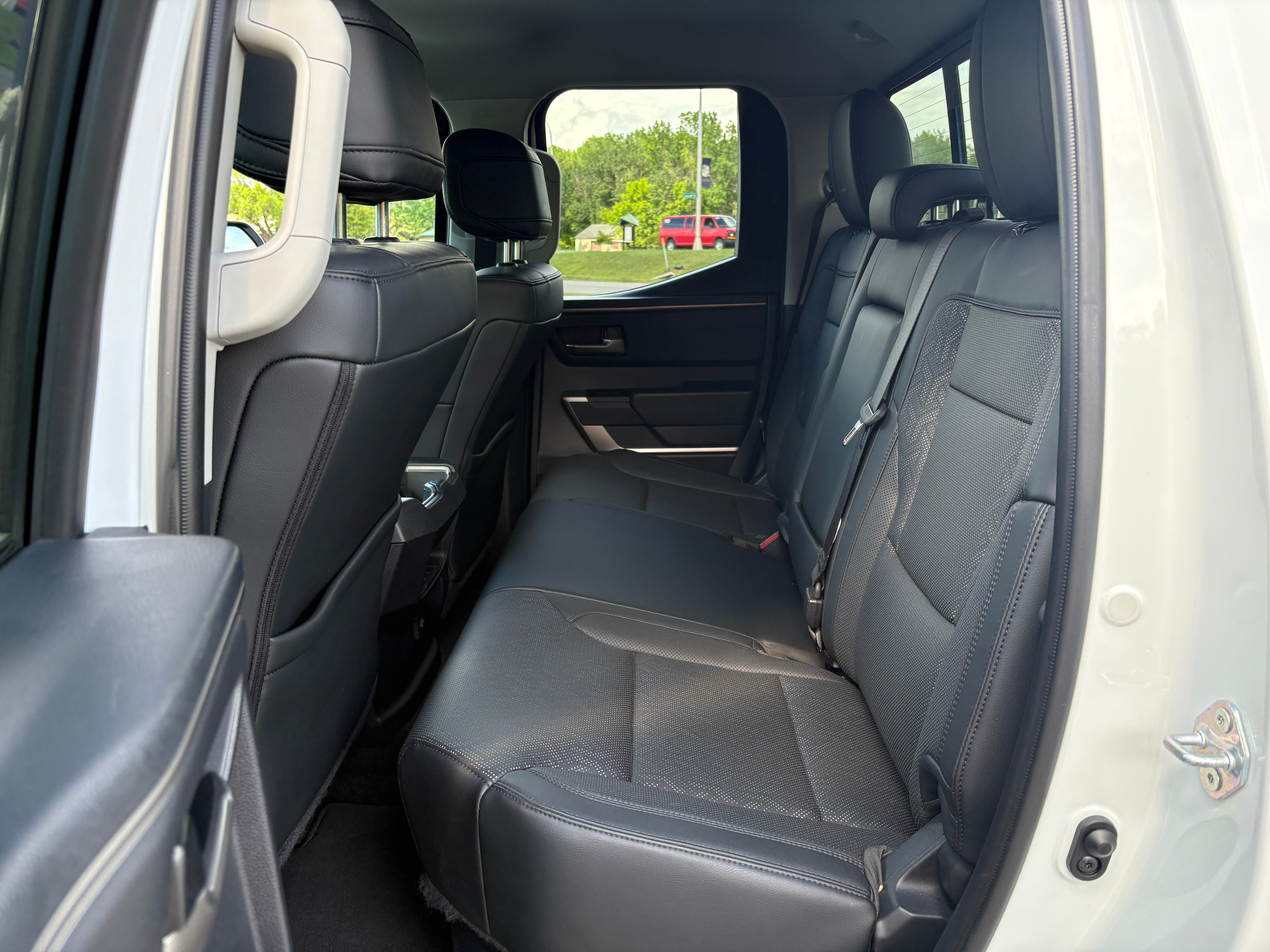 2023 Toyota Tundra 4WD SR5