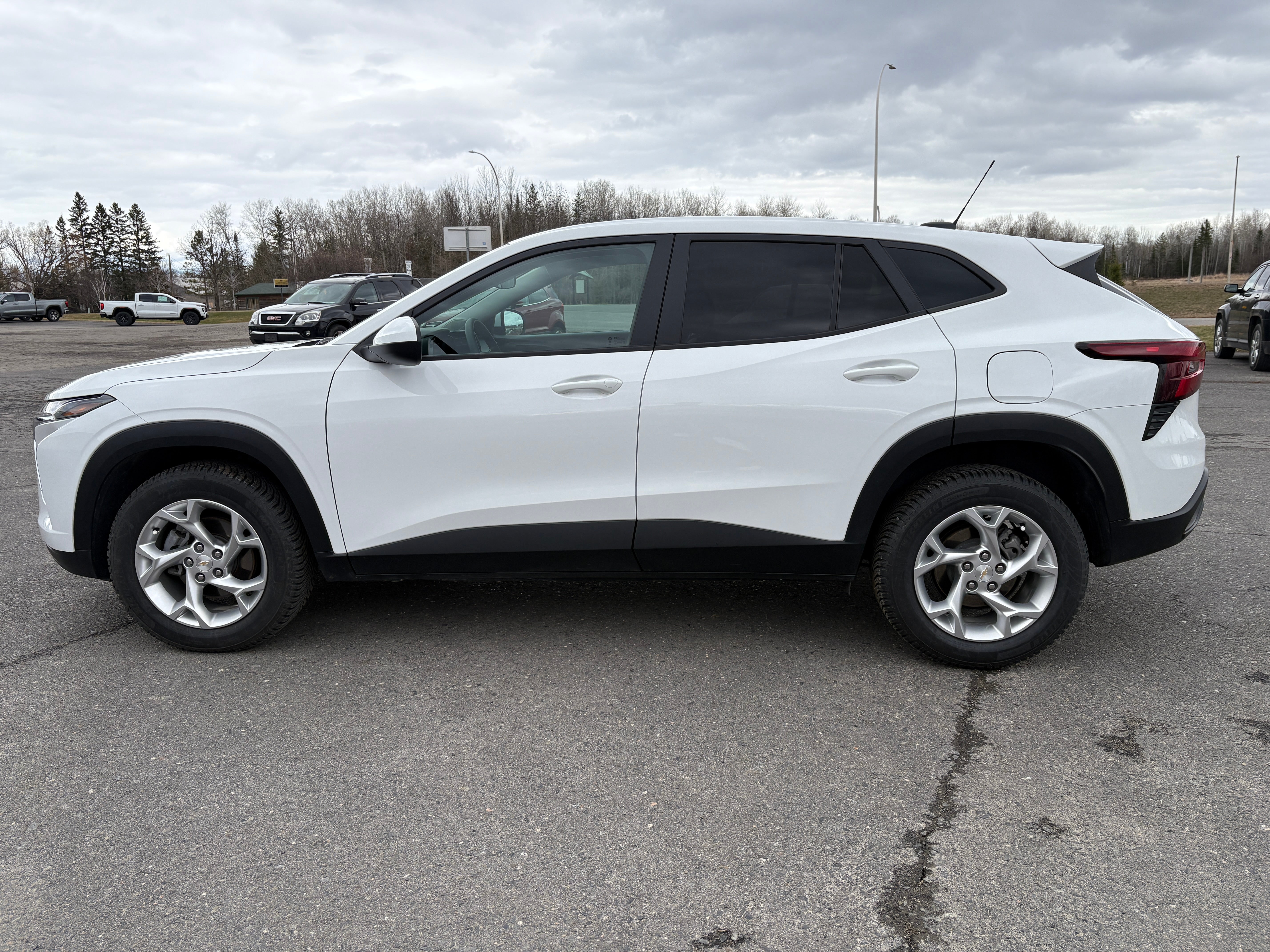 Used 2024 Chevrolet Trax LS with VIN KL77LFE25RC007151 for sale in International Falls, Minnesota
