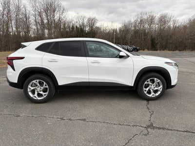 2024 Chevrolet Trax LS